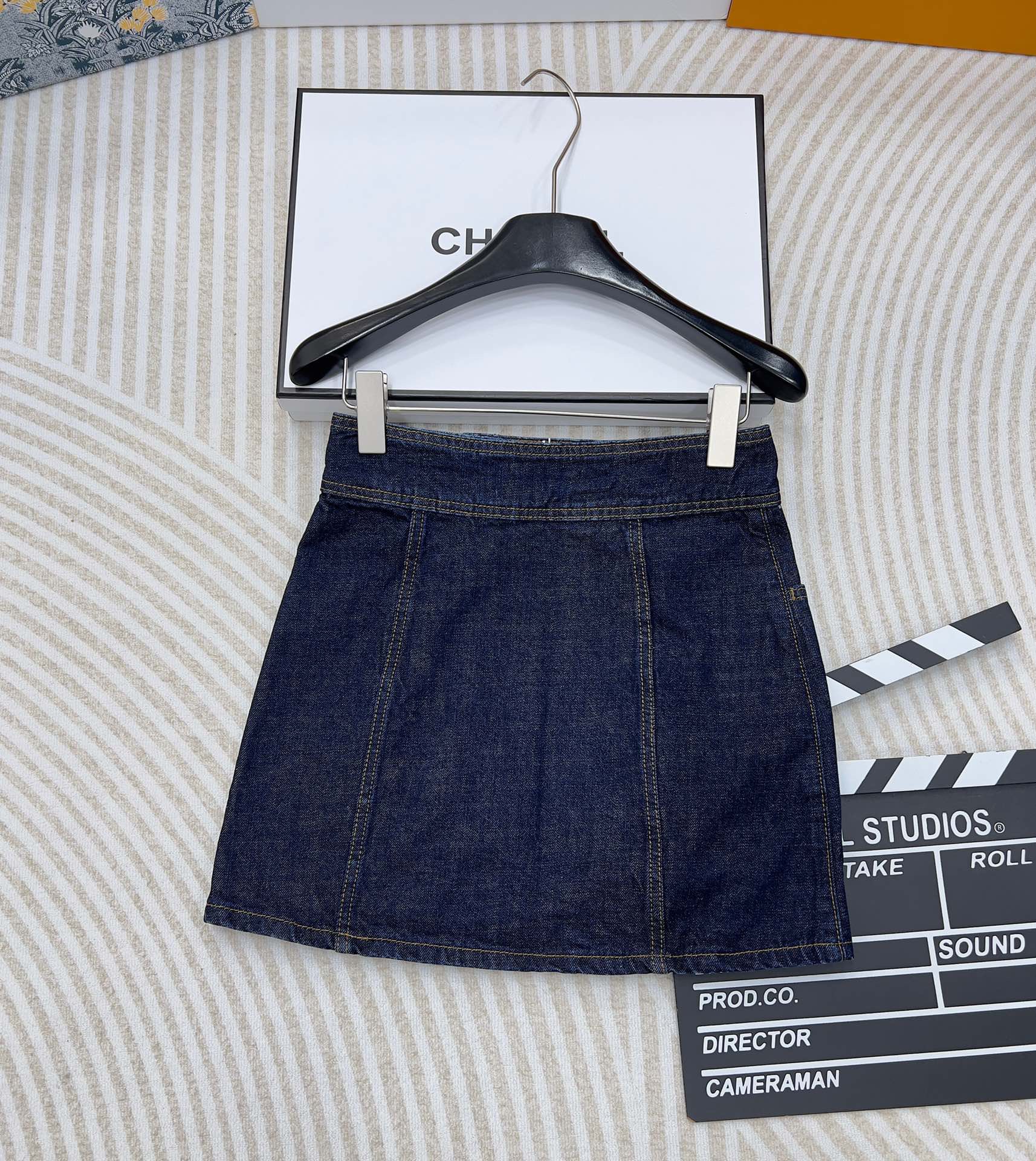 CELINE トラペーズ ミドルライズ ミニスカート