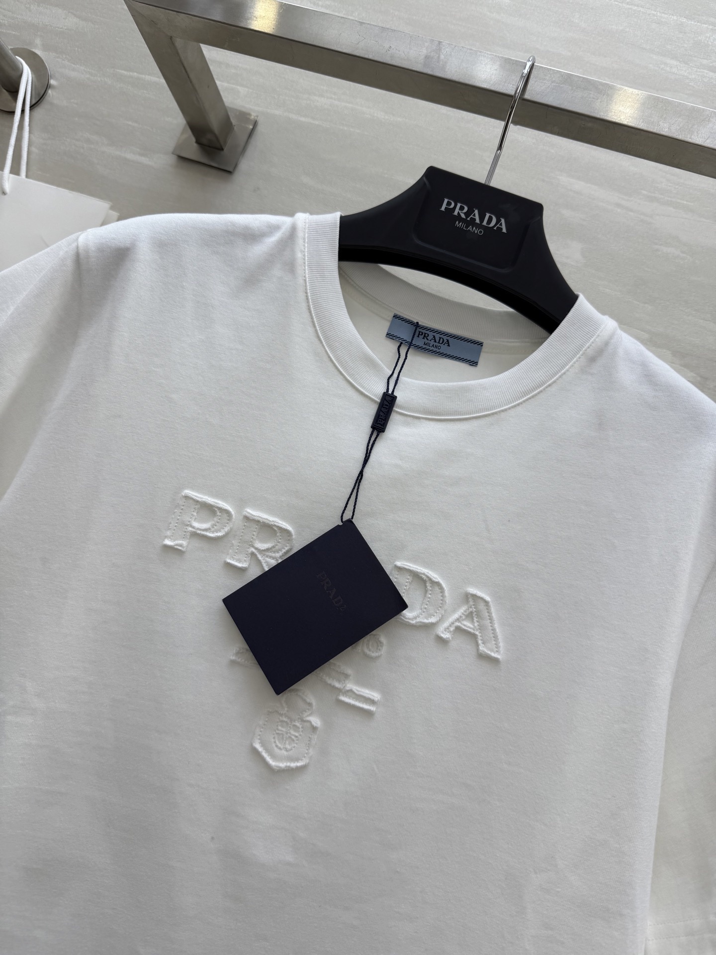 Prada エンブロイダリー ジャージー Tシャツ