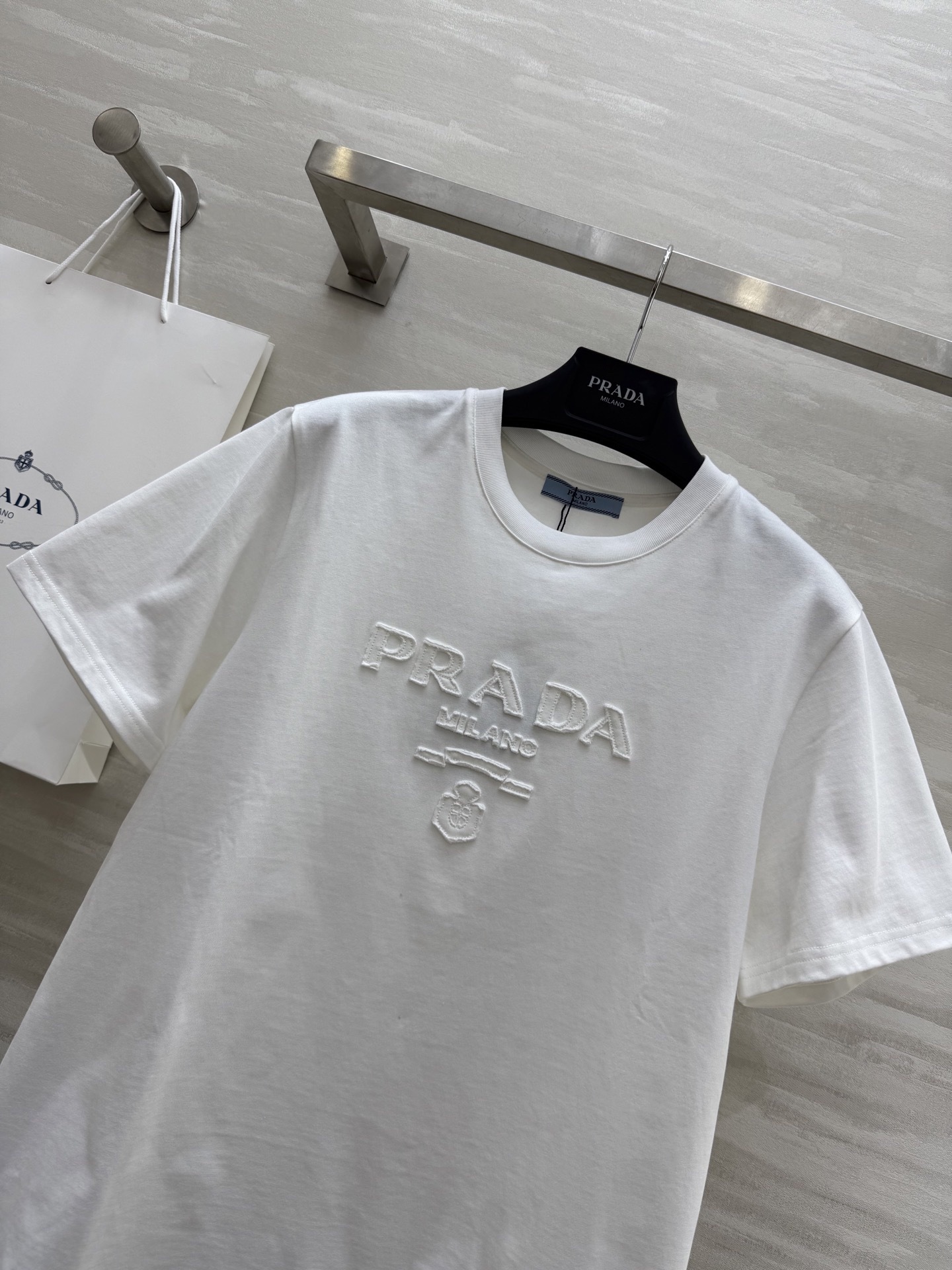 Prada エンブロイダリー ジャージー Tシャツ