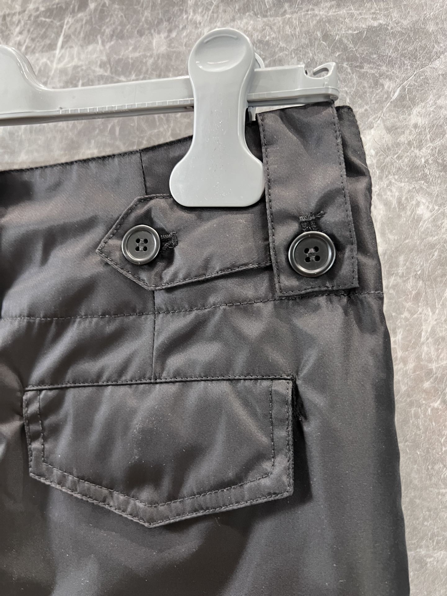 Prada Re-Nylon ショートパンツ