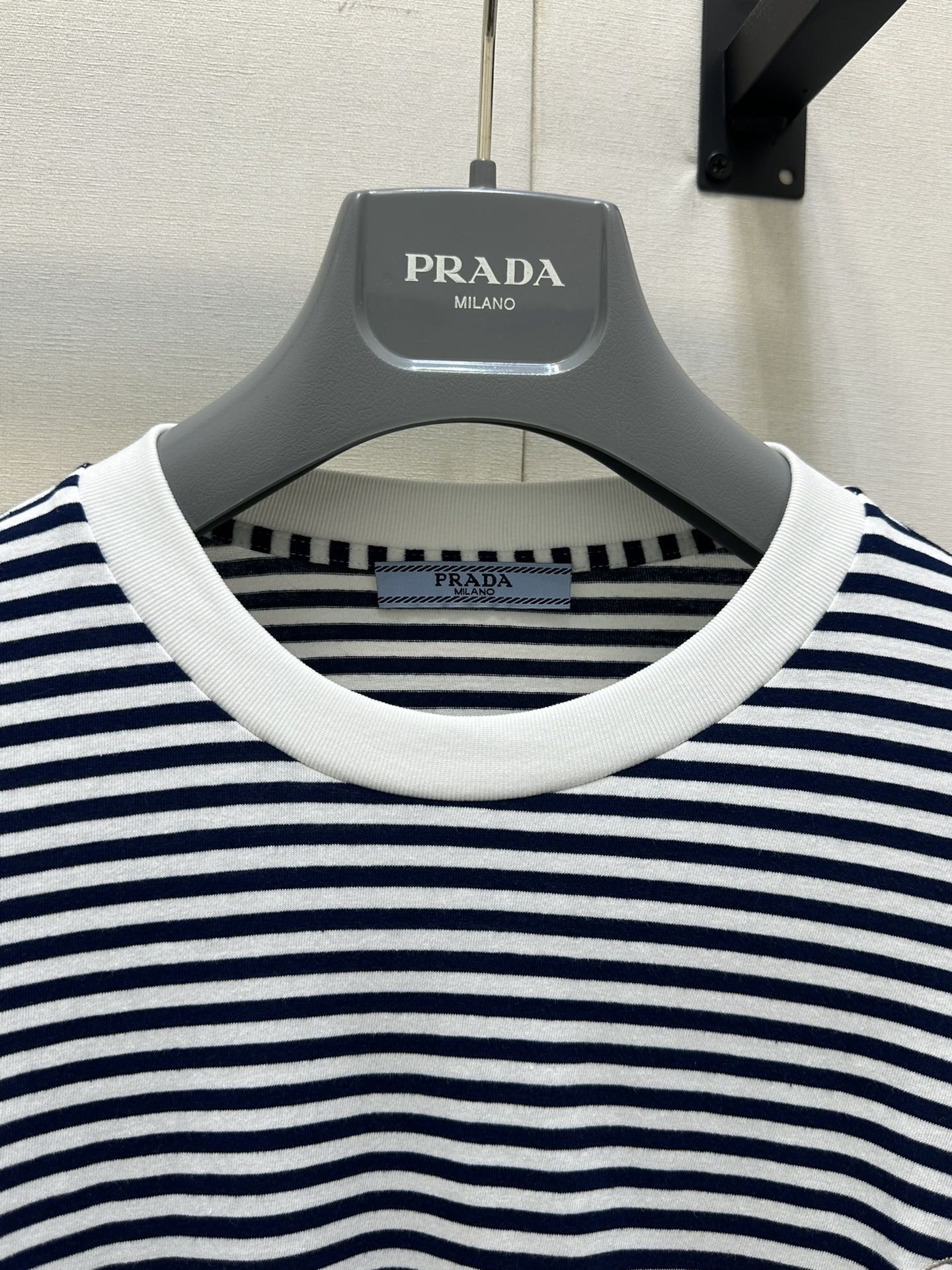 Prada 長袖 ストライプ ジャージー Tシャツ