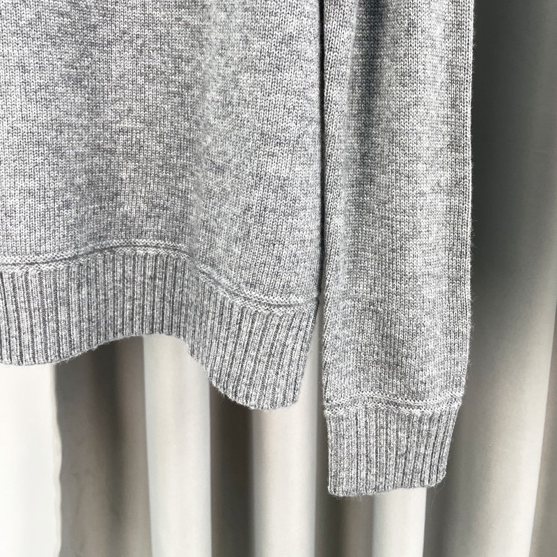 PRADAロゴ カシミヤxウール クルーネック セーター