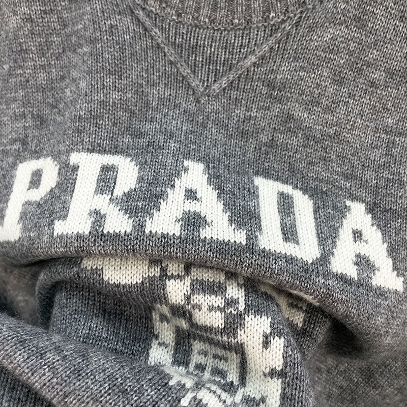 PRADAロゴ カシミヤxウール クルーネック セーター