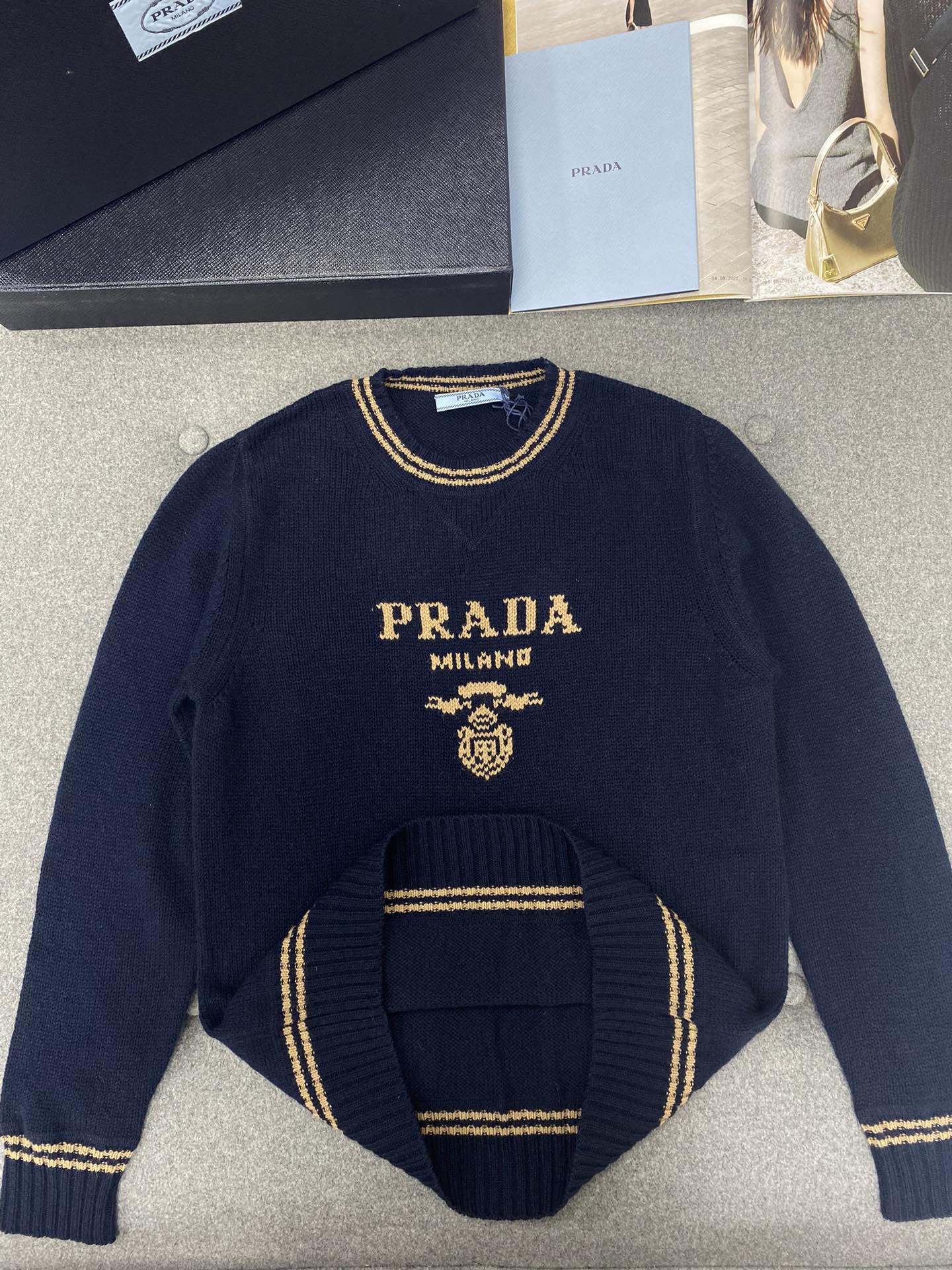 Prada ウールxカシミヤ クルーネック セーター