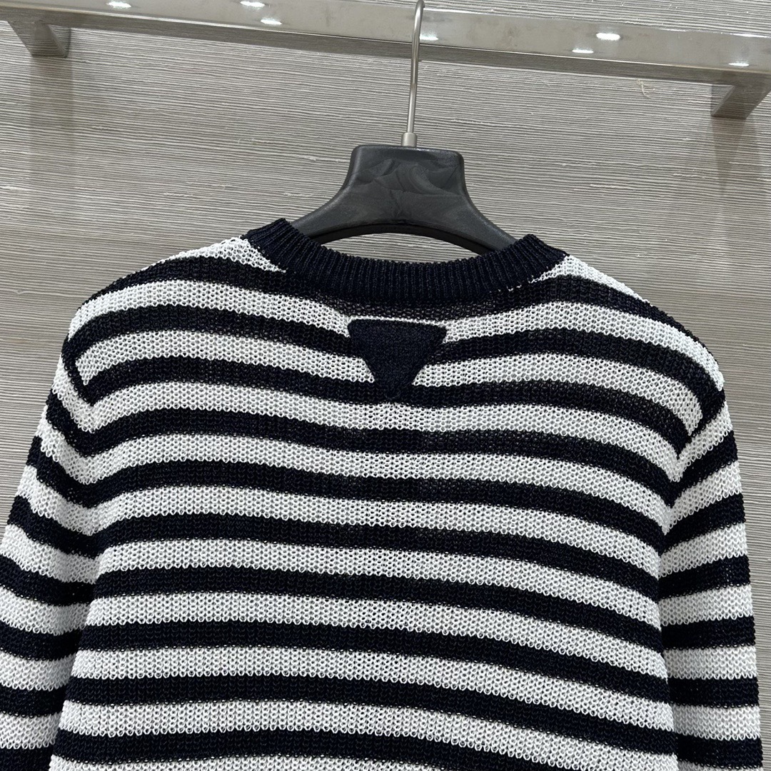 Prada コットンブークレ カーディガン