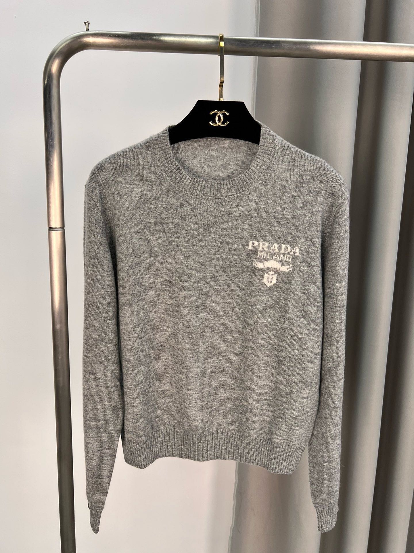 Prada ウールxカシミヤ セーター