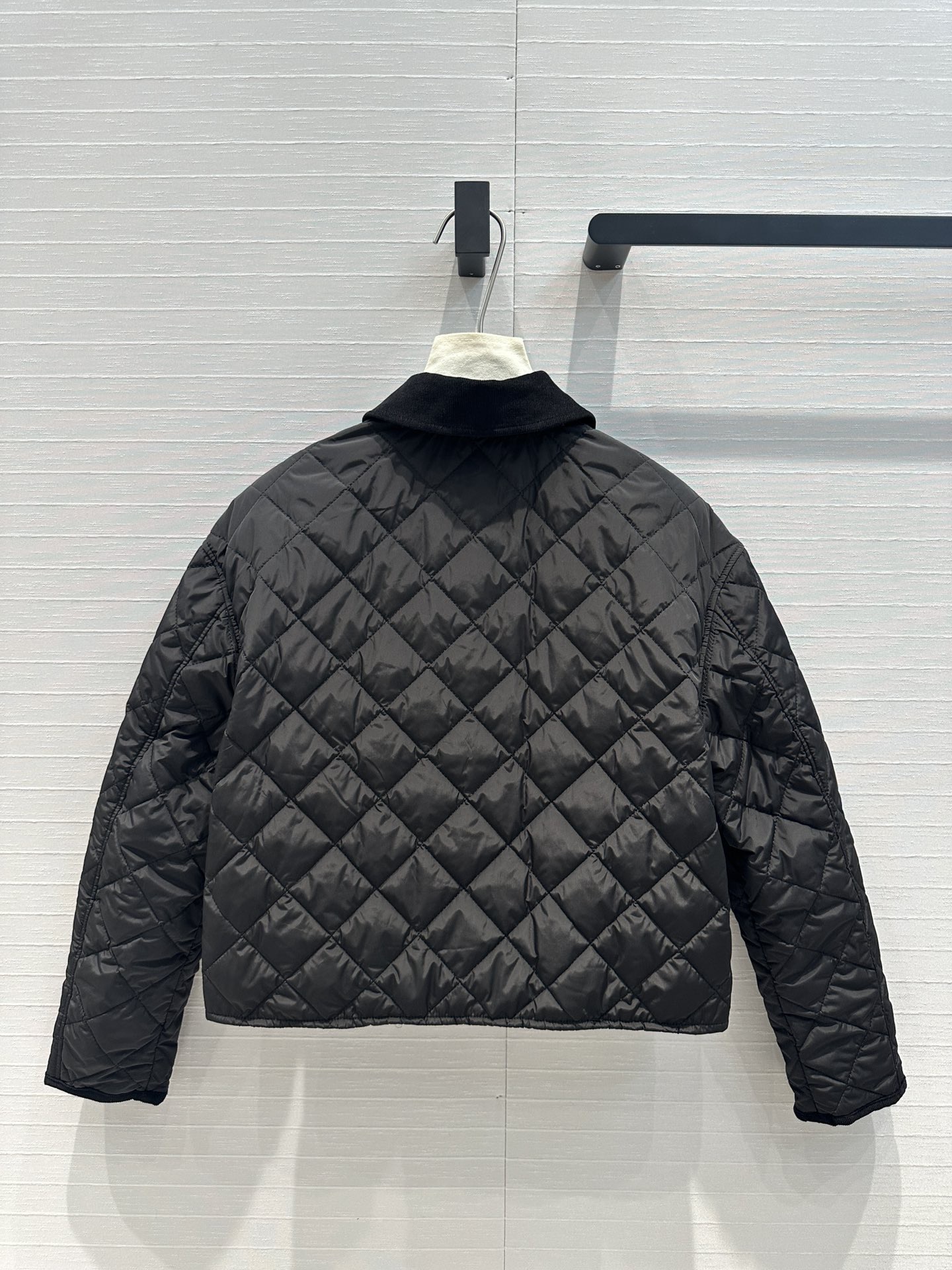 Prada ライトRe-Nylon クロップド ジャケット