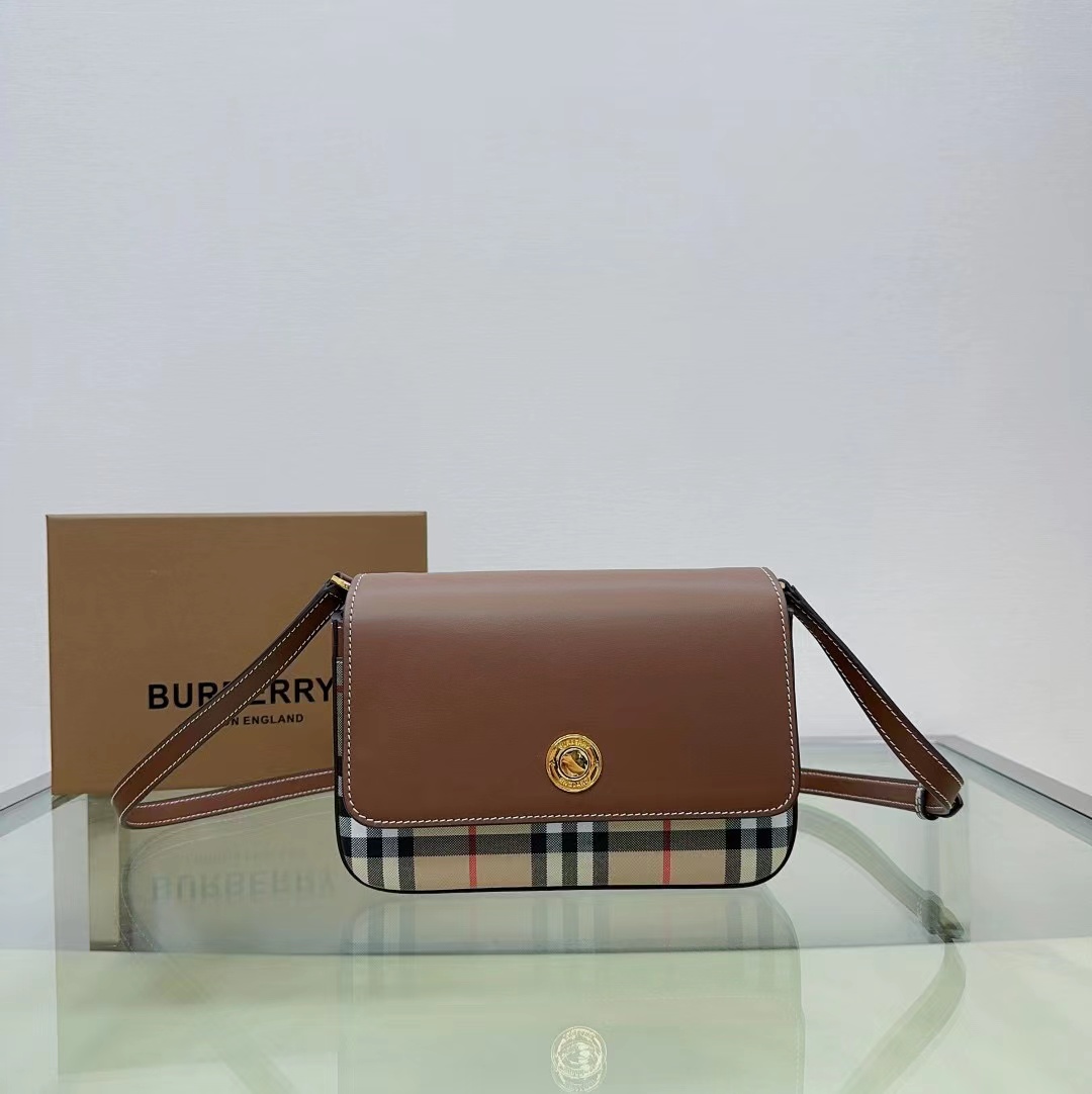★BURBERRY★ヴィンテージチェック ペニーバッグ★