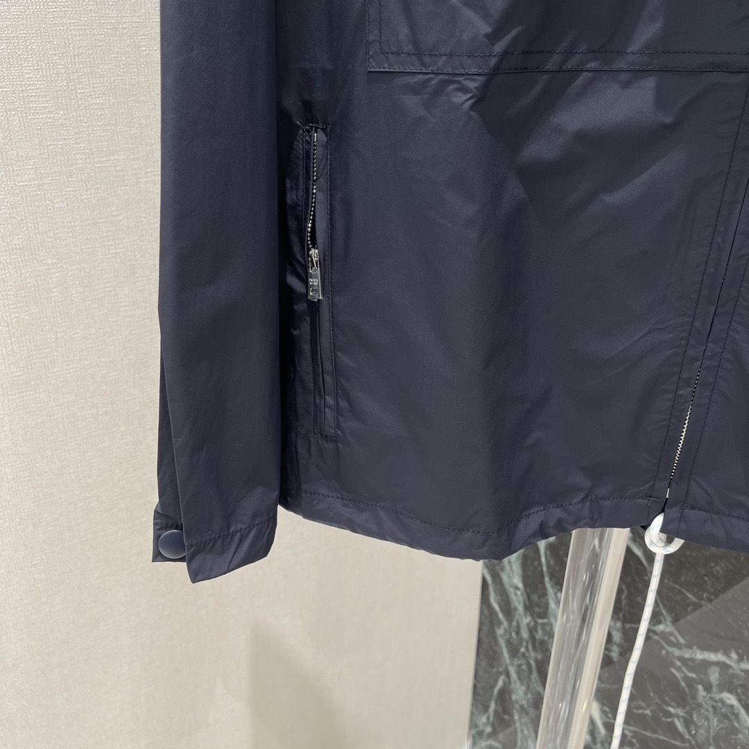 Prada ライトウェイト Re-Nylon ブルゾンジャケット