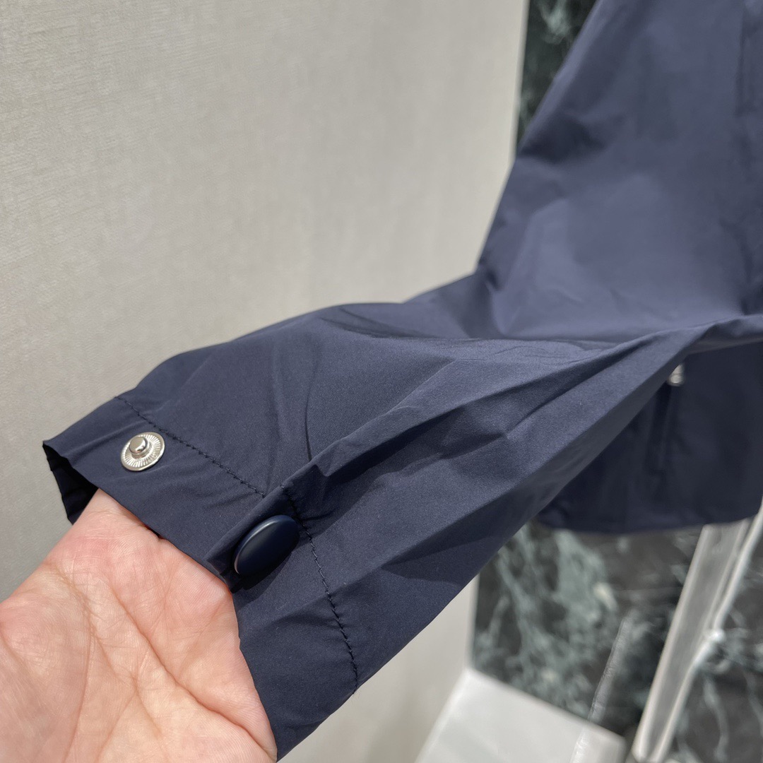 Prada ライトウェイト Re-Nylon ブルゾンジャケット