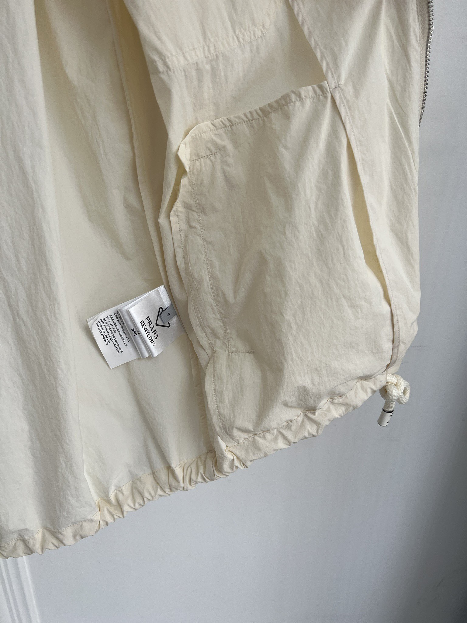 Prada テクニカルポンジー ブルゾンジャケット