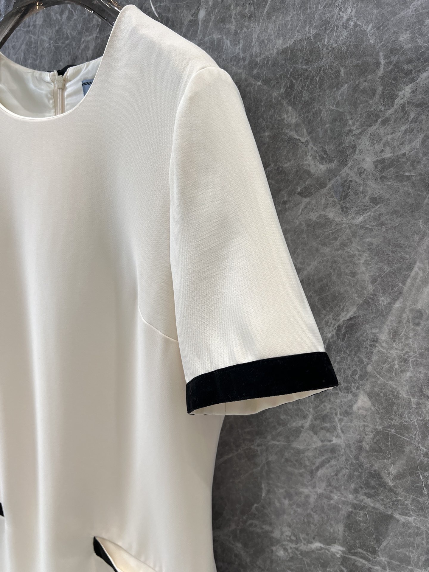 Prada サブレ ミニドレス