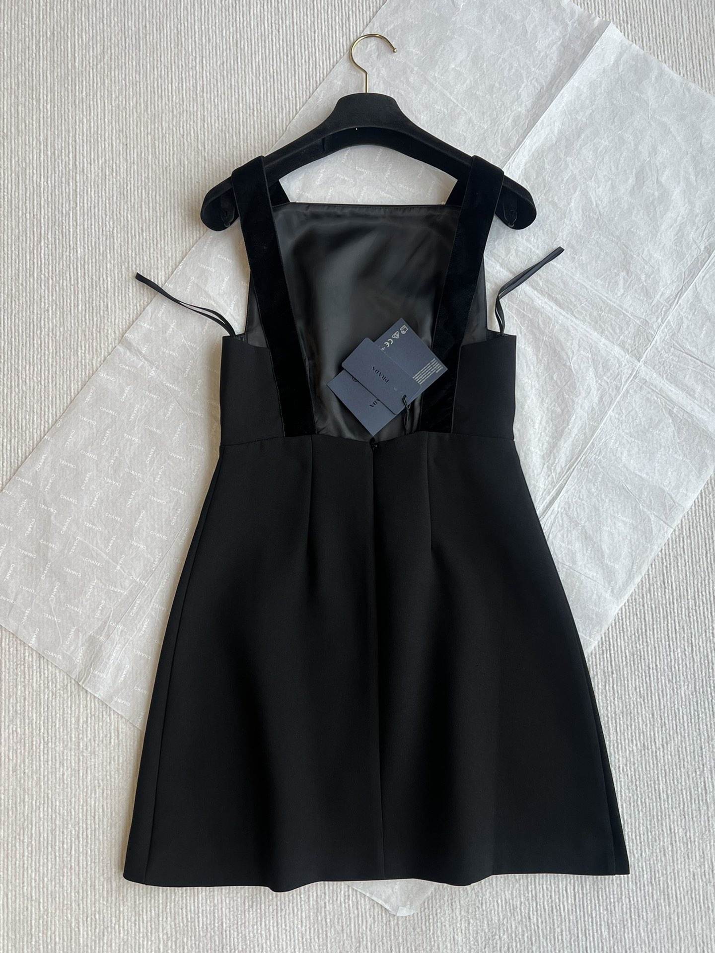 Prada エンブロイダリー キャディ ショートドレス