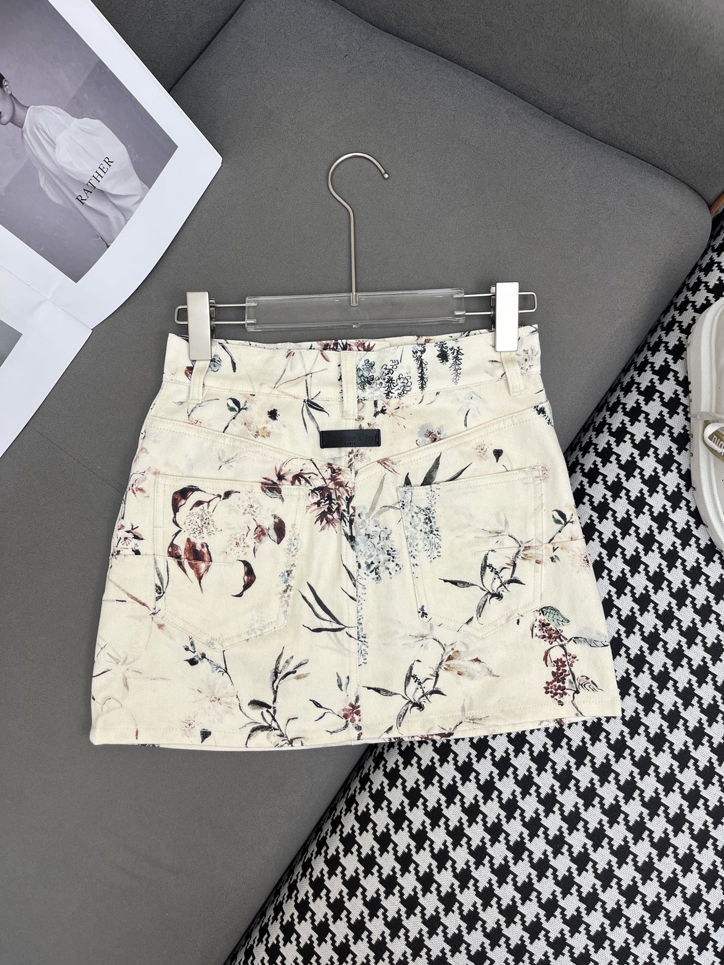 DIOR  ミニスカート