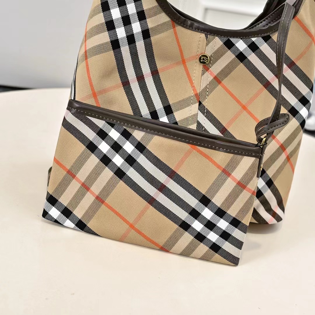 バーバリー ロンドン Burberry バッグ レディース ショルダーバッグ チェック柄 ポーチ付き 