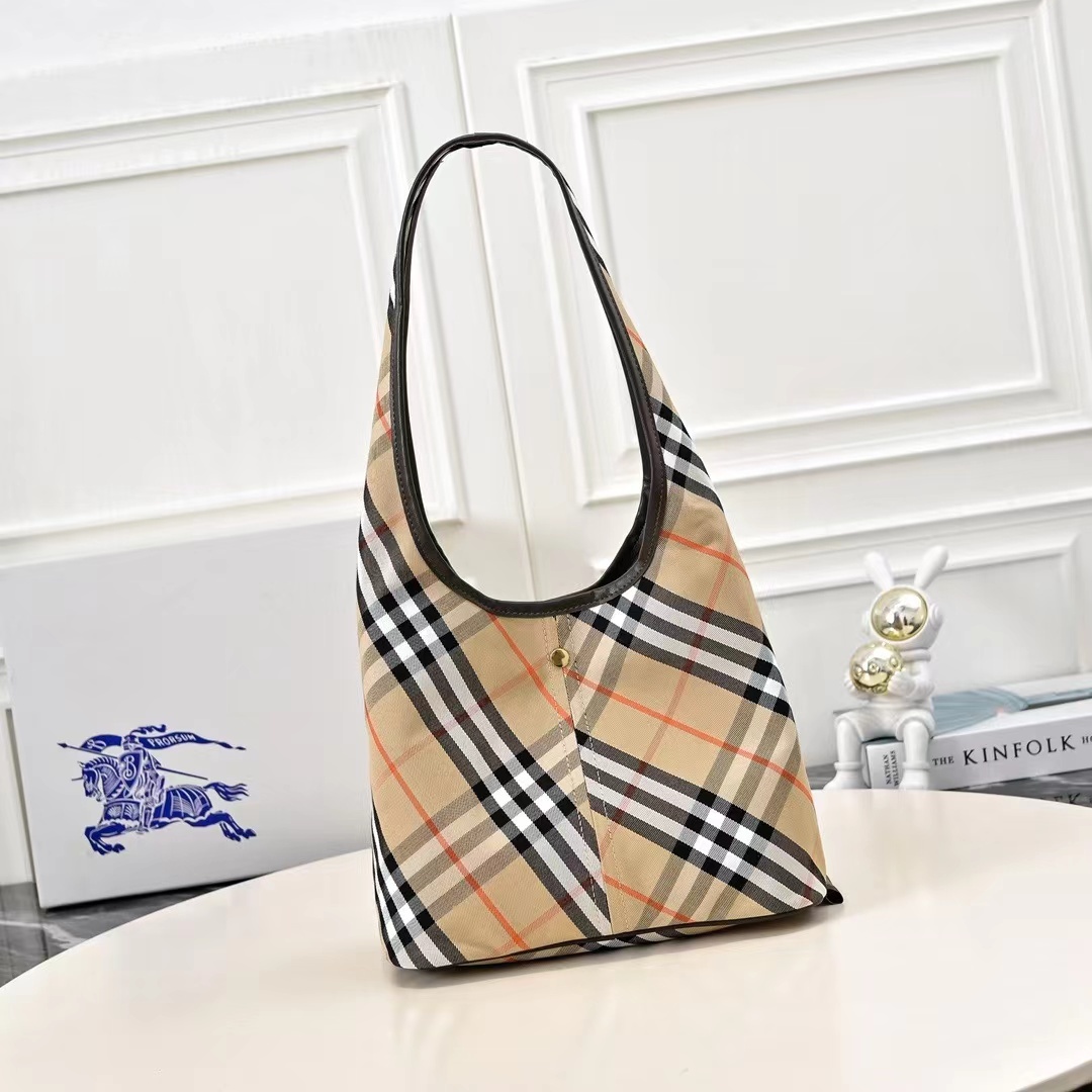 バーバリー ロンドン Burberry バッグ レディース ショルダーバッグ チェック柄 ポーチ付き 