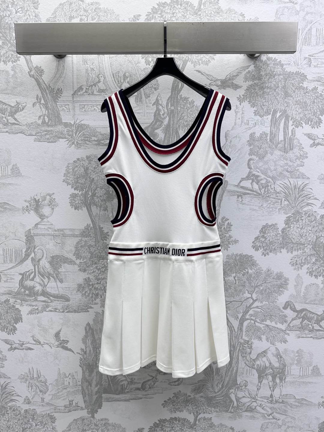 Dior Vibe ショート プリーツドレス