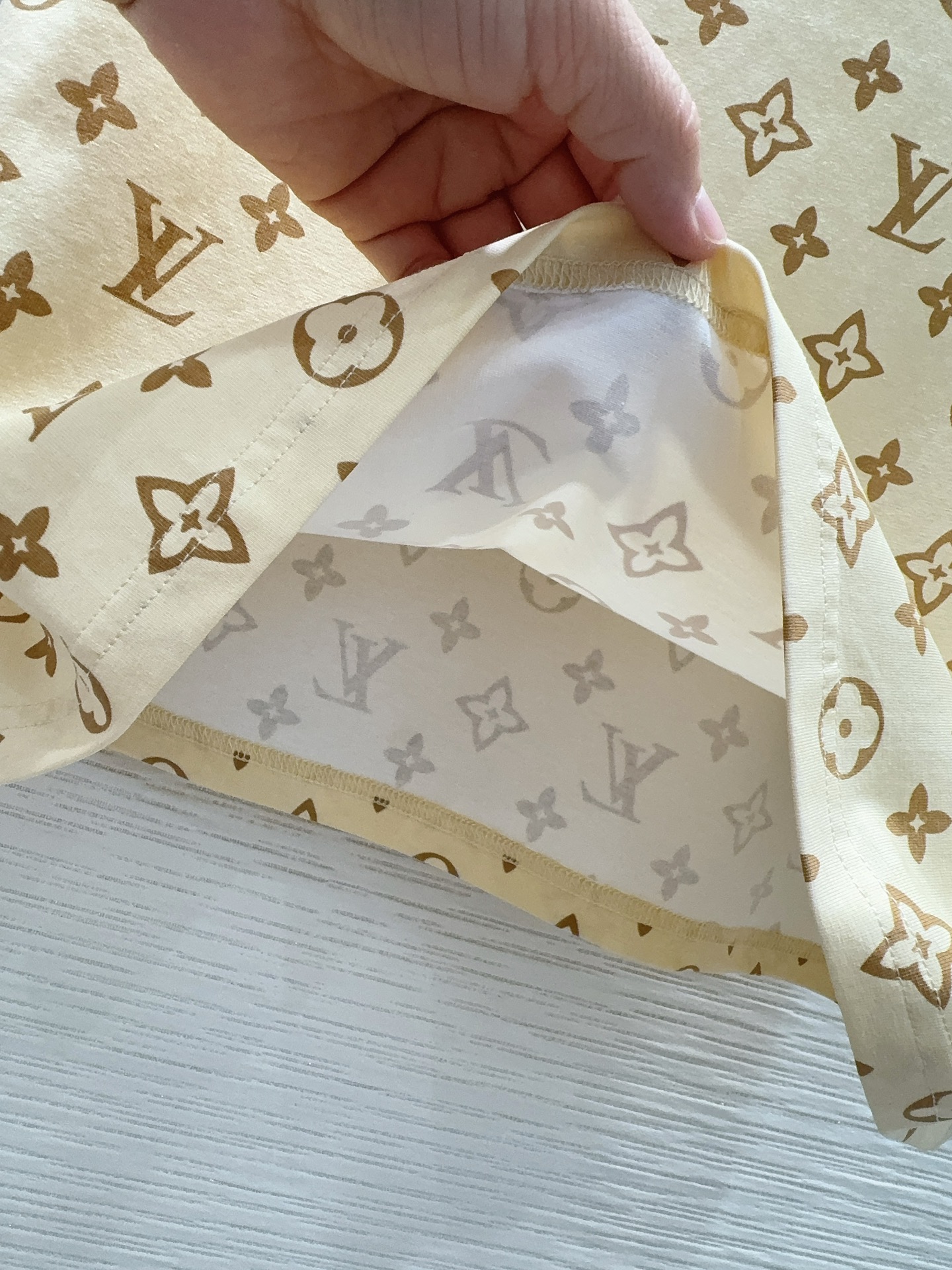 Louis vuitton モノグラムプリントボートTシャツ