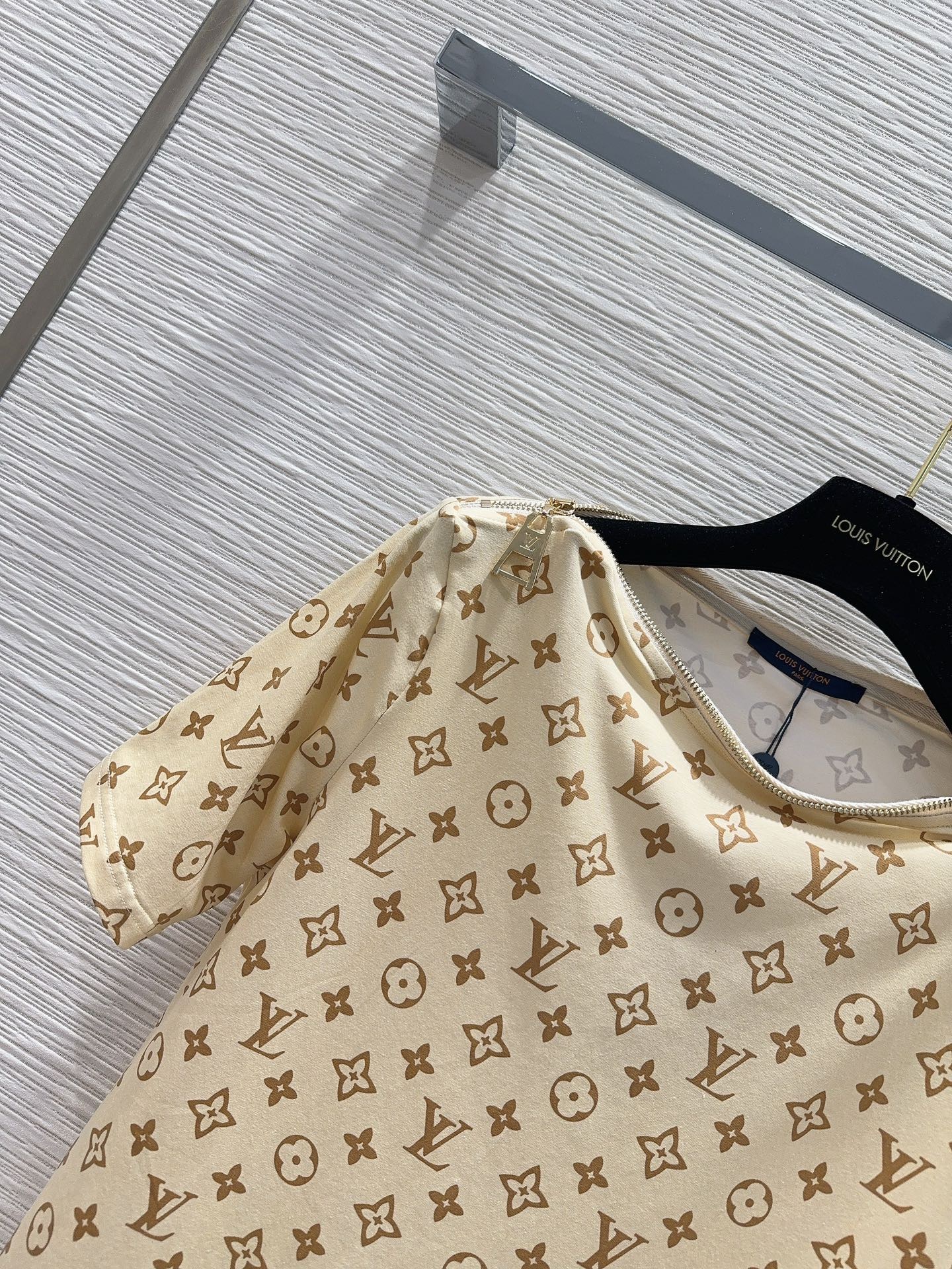 Louis vuitton モノグラムプリントボートTシャツ