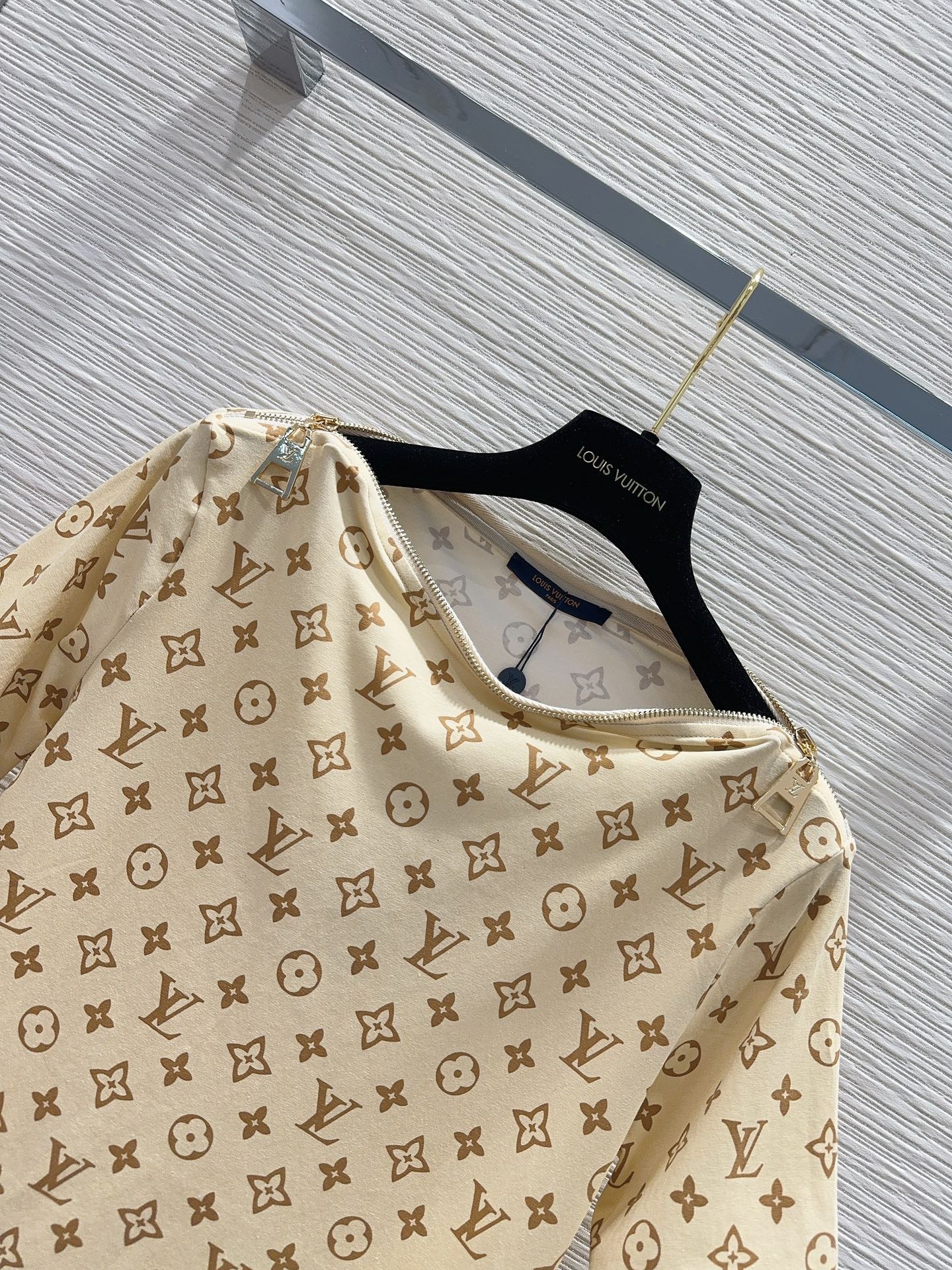 Louis vuitton モノグラムプリントボートTシャツ