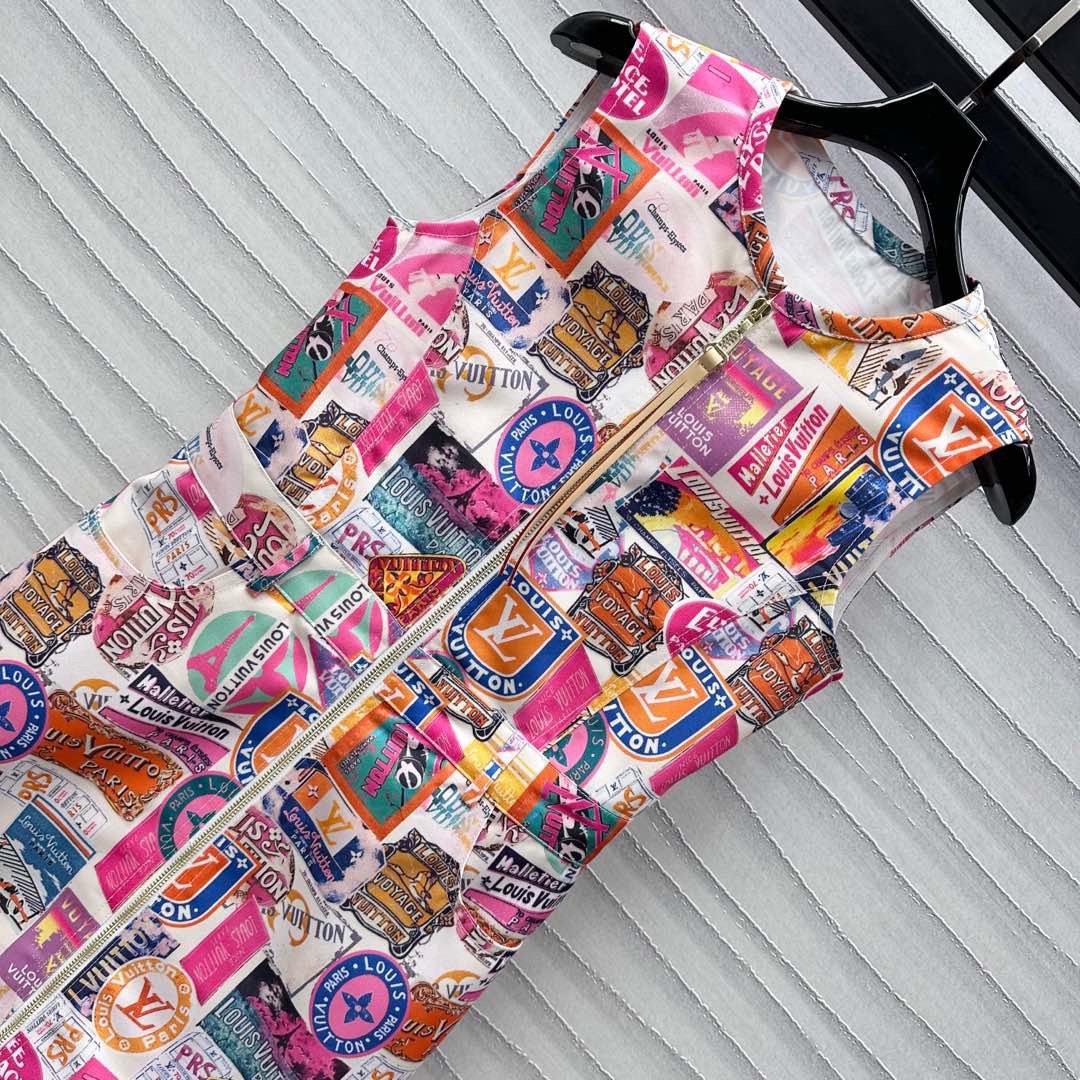 Louis vuitton トラベルパッチ ジップアップドレス