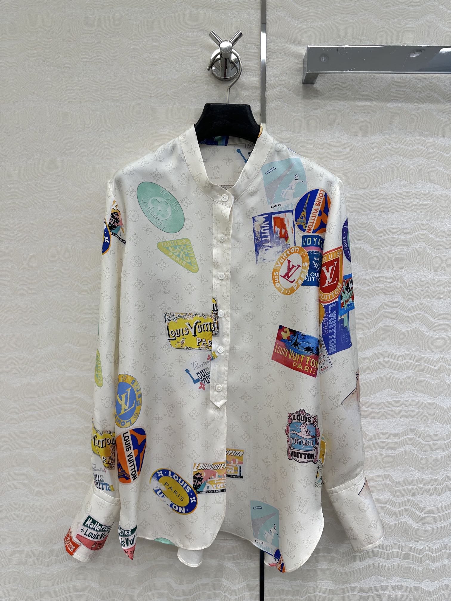 Louis vuitton マヒナ パッチ シルクシャツ