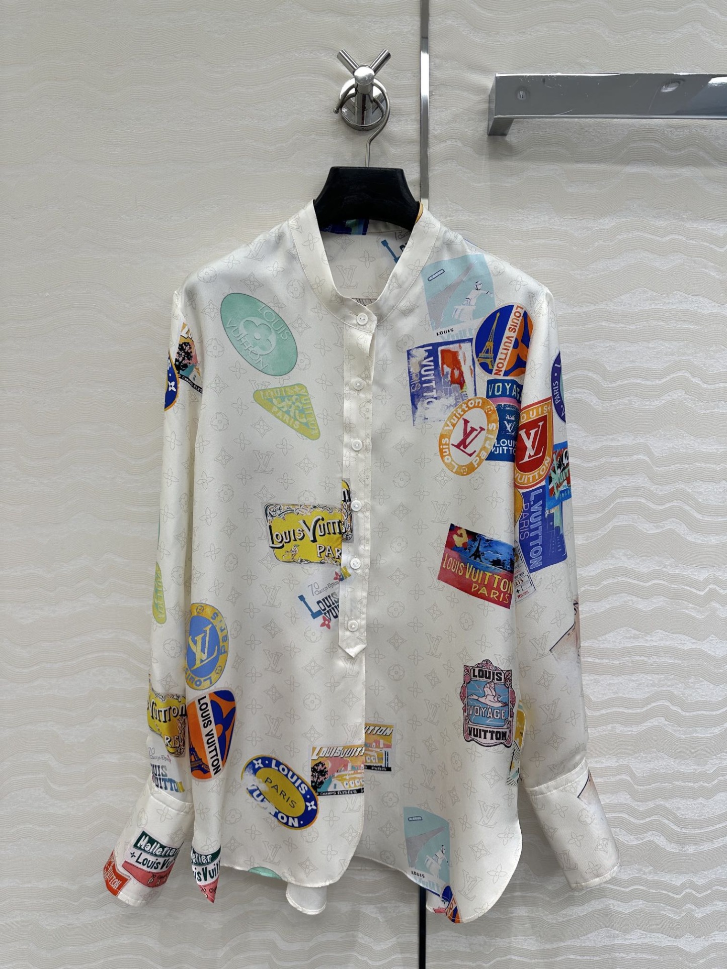 Louis vuitton マヒナ パッチ シルクシャツ