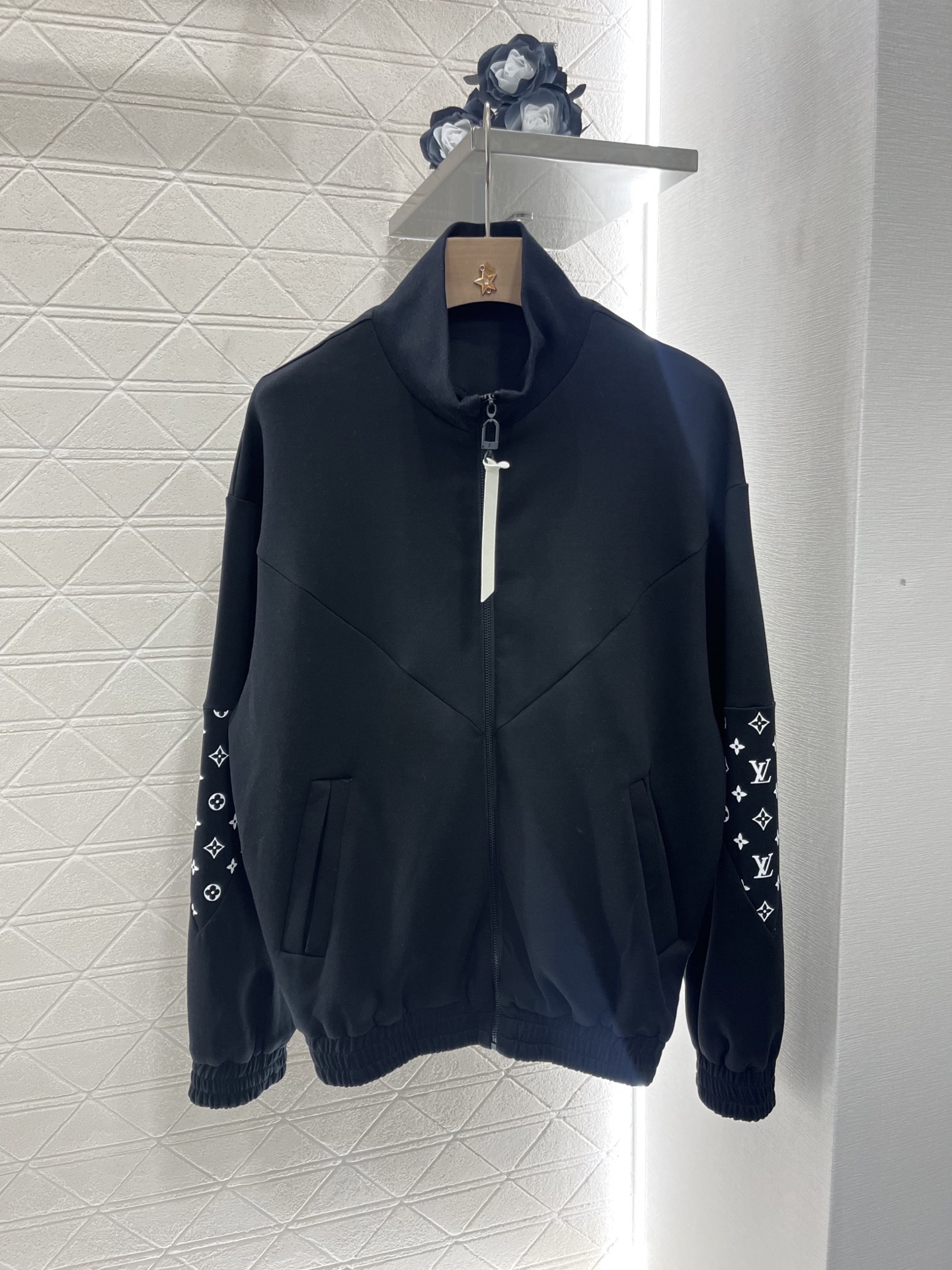 Louis vuitton モノグラムアクセント ニットジャケット