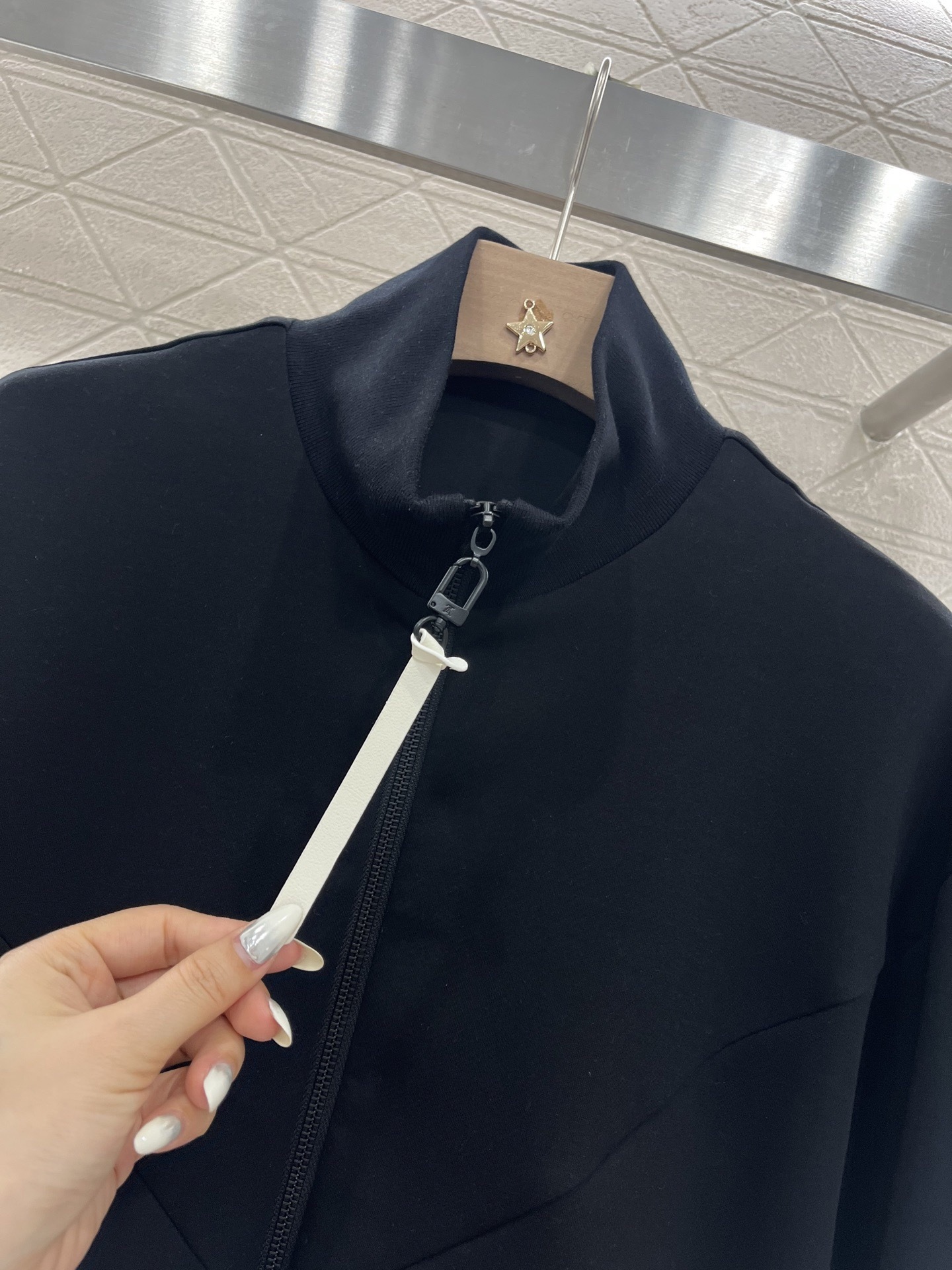 Louis vuitton モノグラムアクセント ニットジャケット