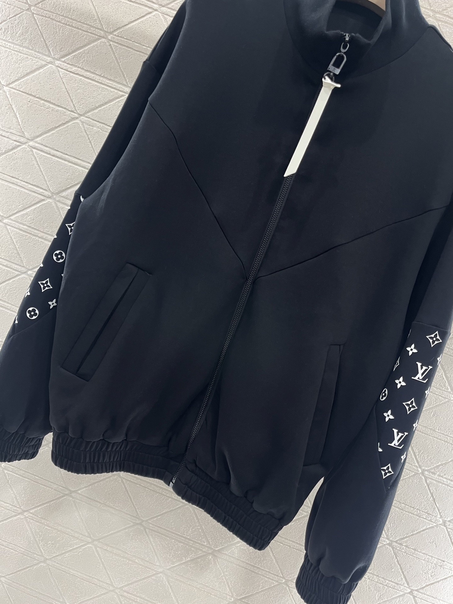 Louis vuitton モノグラムアクセント ニットジャケット