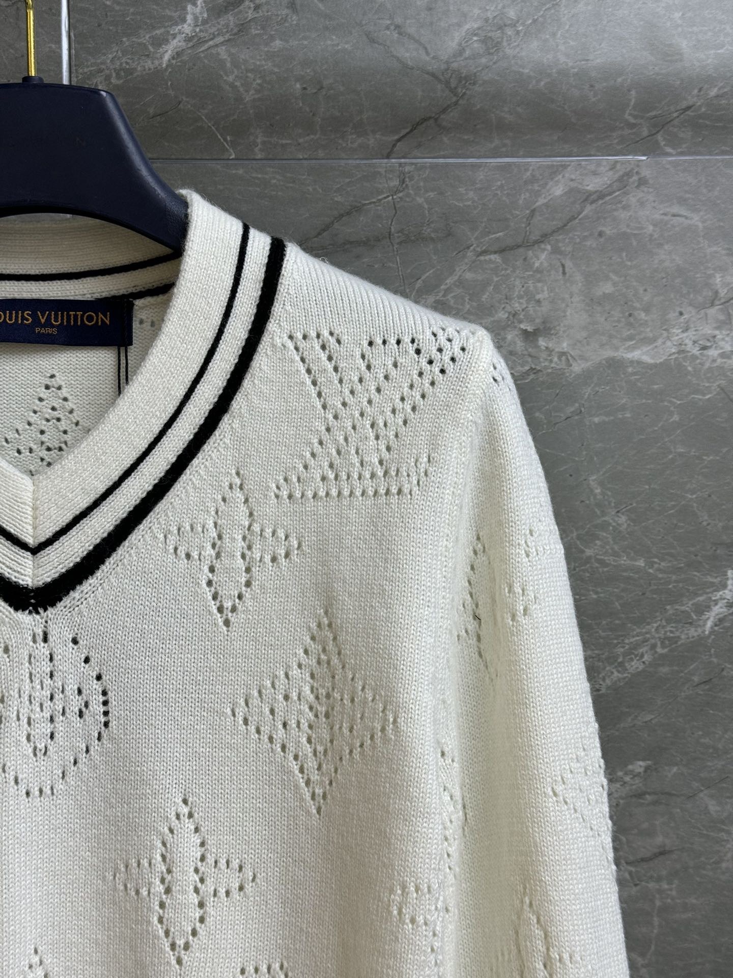 Louis vuitton ストライプアクセント プルオーバー