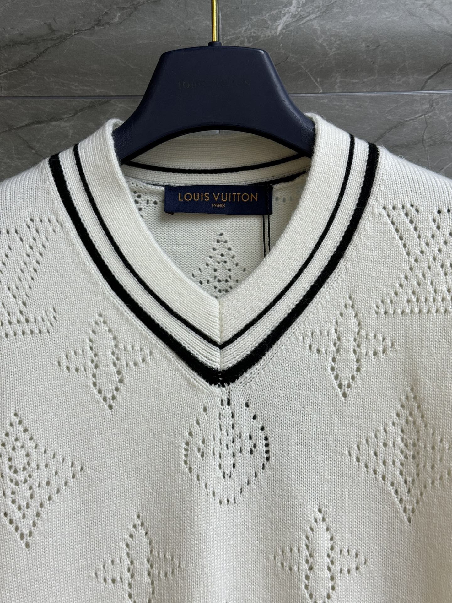 Louis vuitton ストライプアクセント プルオーバー