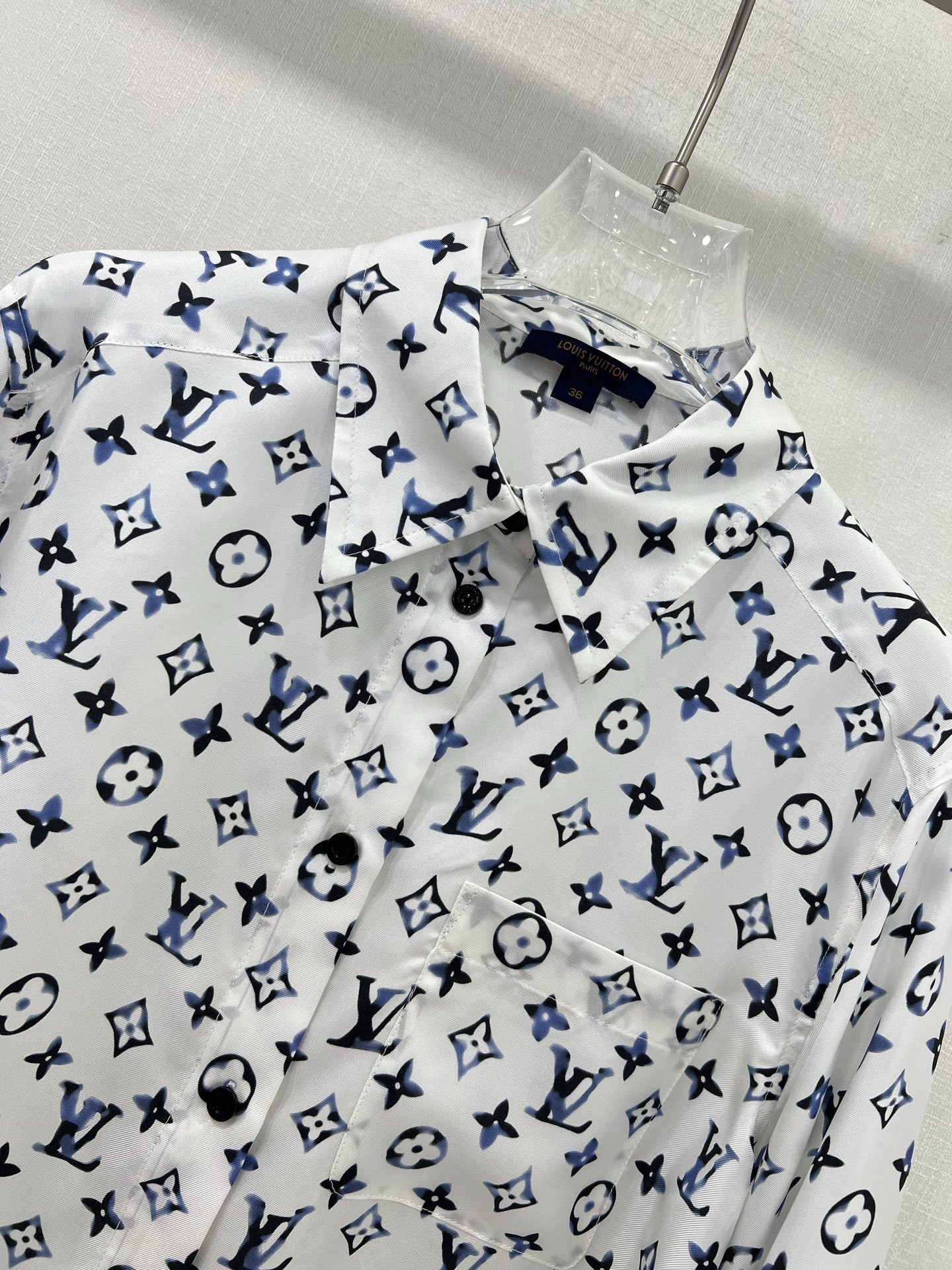 Louis vuitton アクアレル モノグラム シルクシャツ