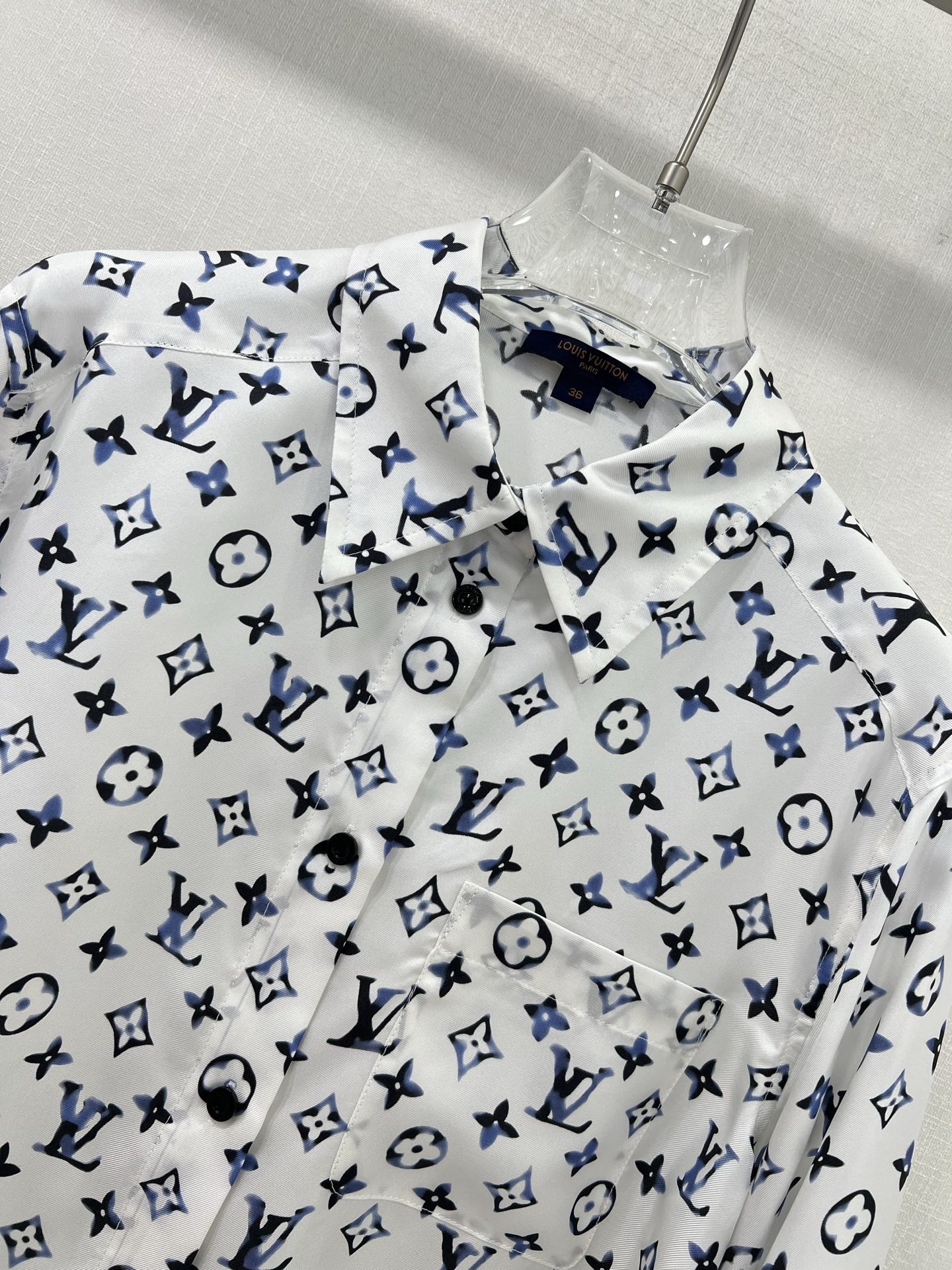 Louis vuitton アクアレル モノグラム シルクシャツ