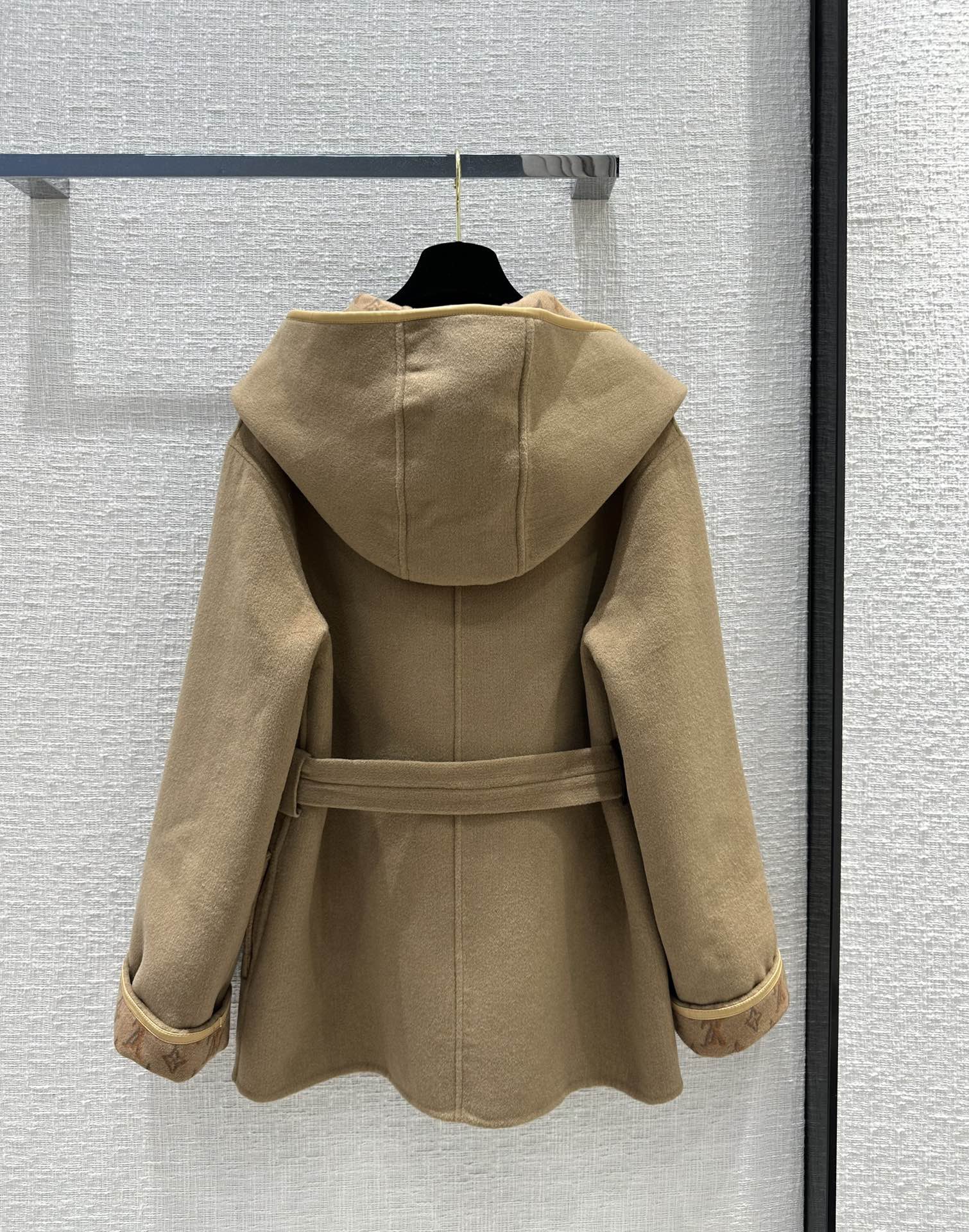 Louis vuitton 3D モノグラムダブルブレステッドラップコート