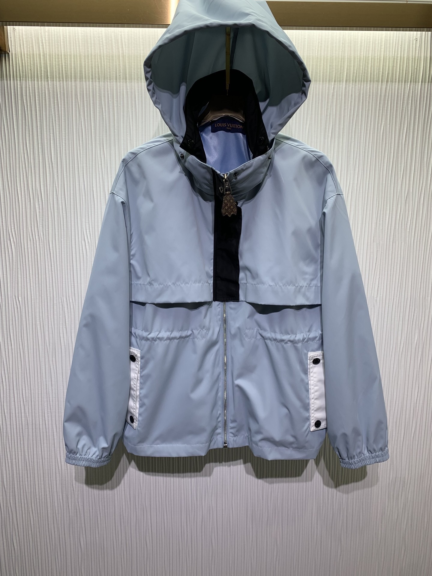 Louis vuitton カラーブロックシルクパーカ