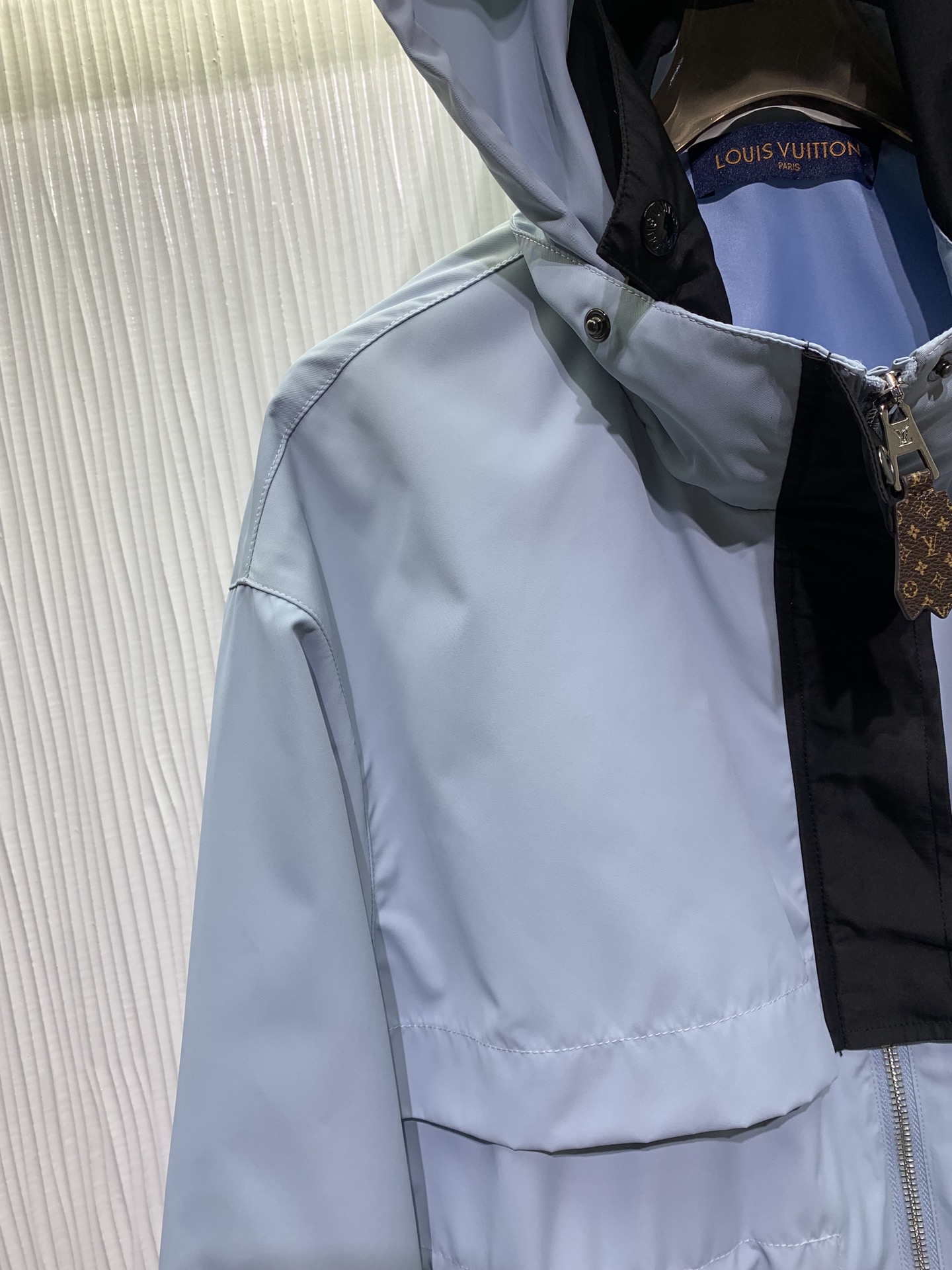 Louis vuitton カラーブロックシルクパーカ