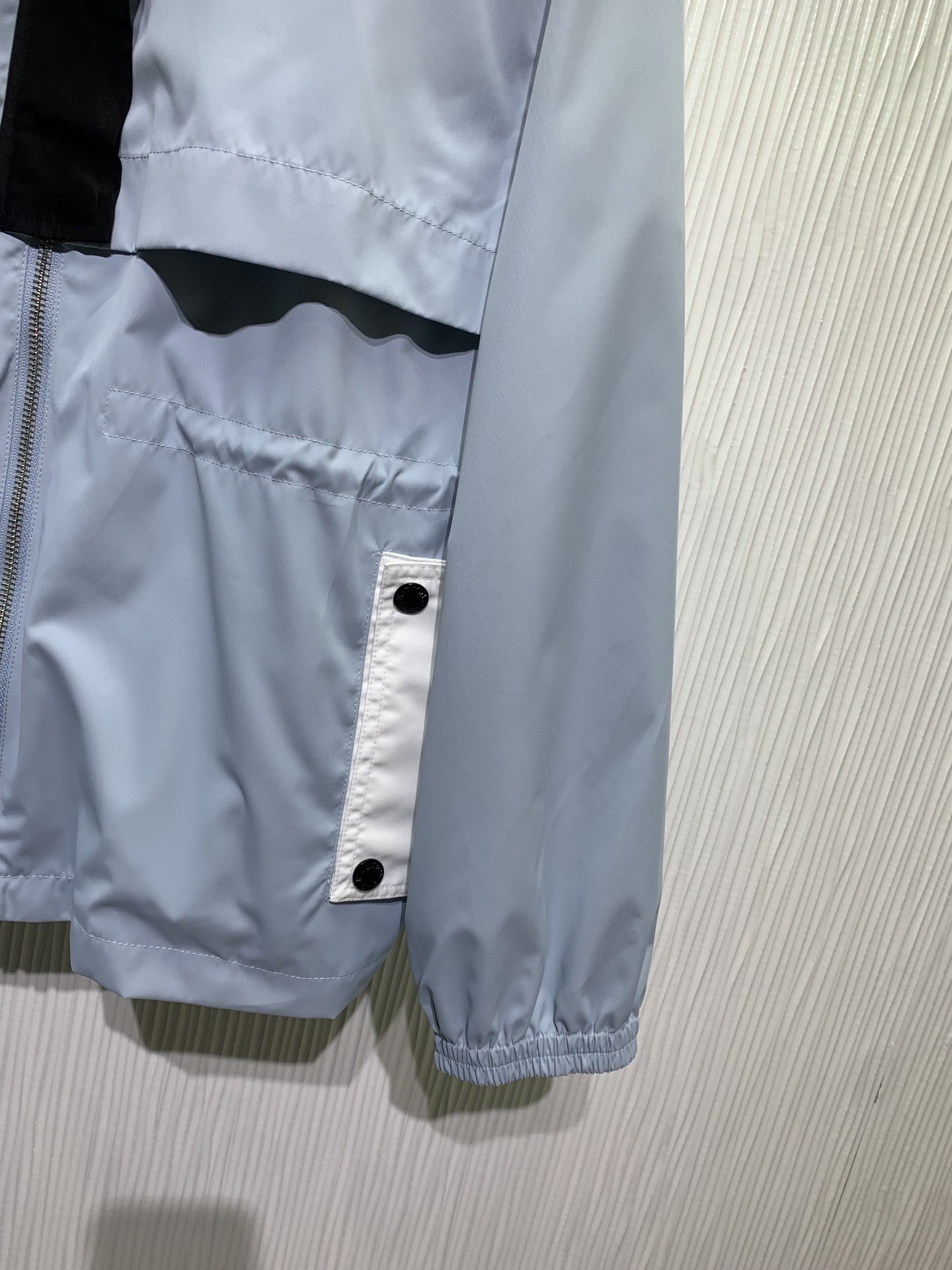 Louis vuitton カラーブロックシルクパーカ