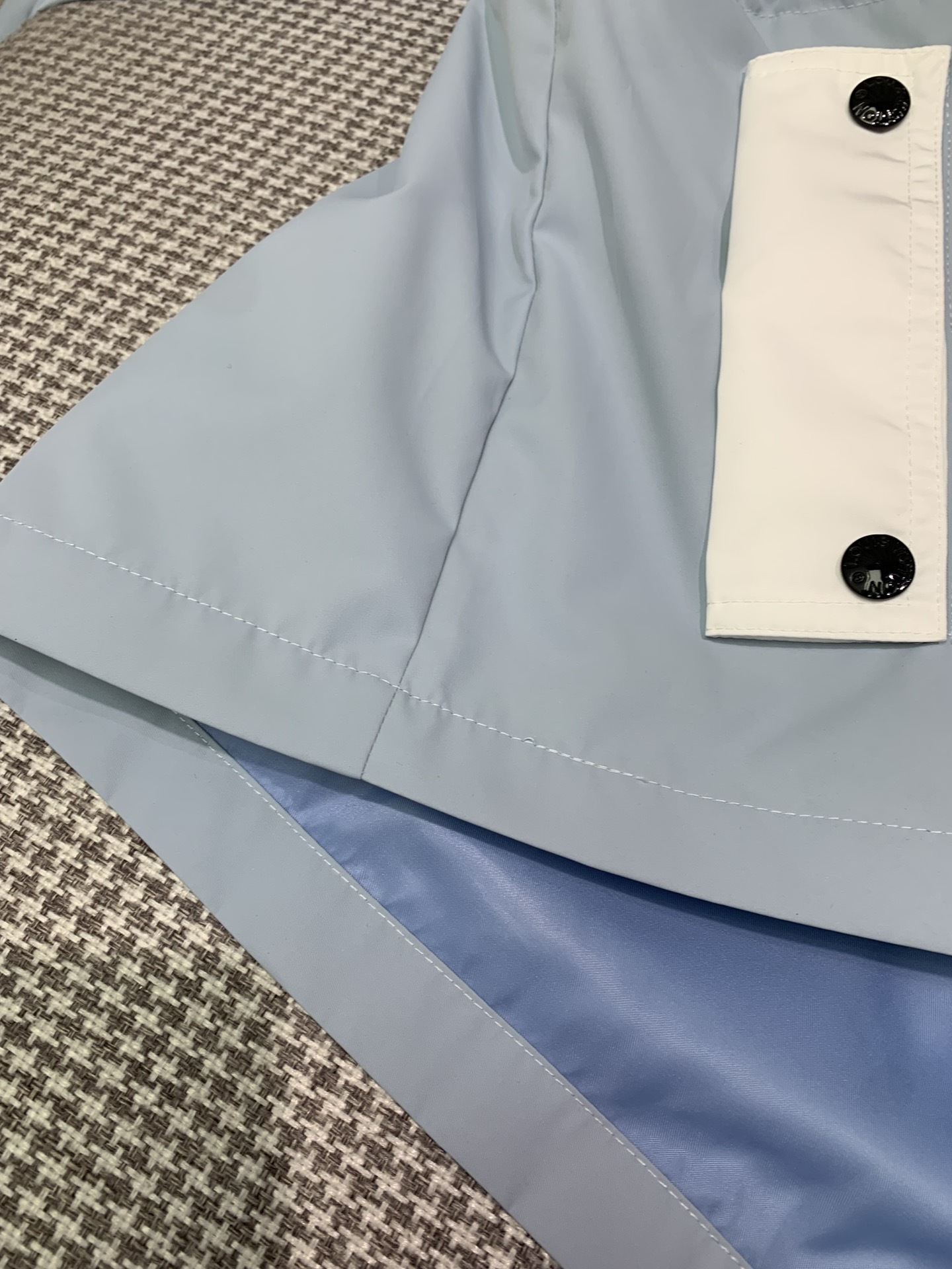 Louis vuitton カラーブロックシルクパーカ