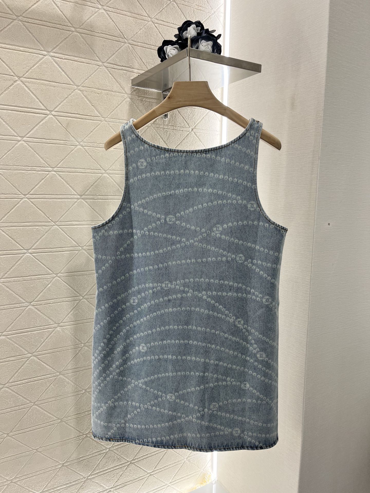 CHANEL　25ココビーチ　デニムワンピ