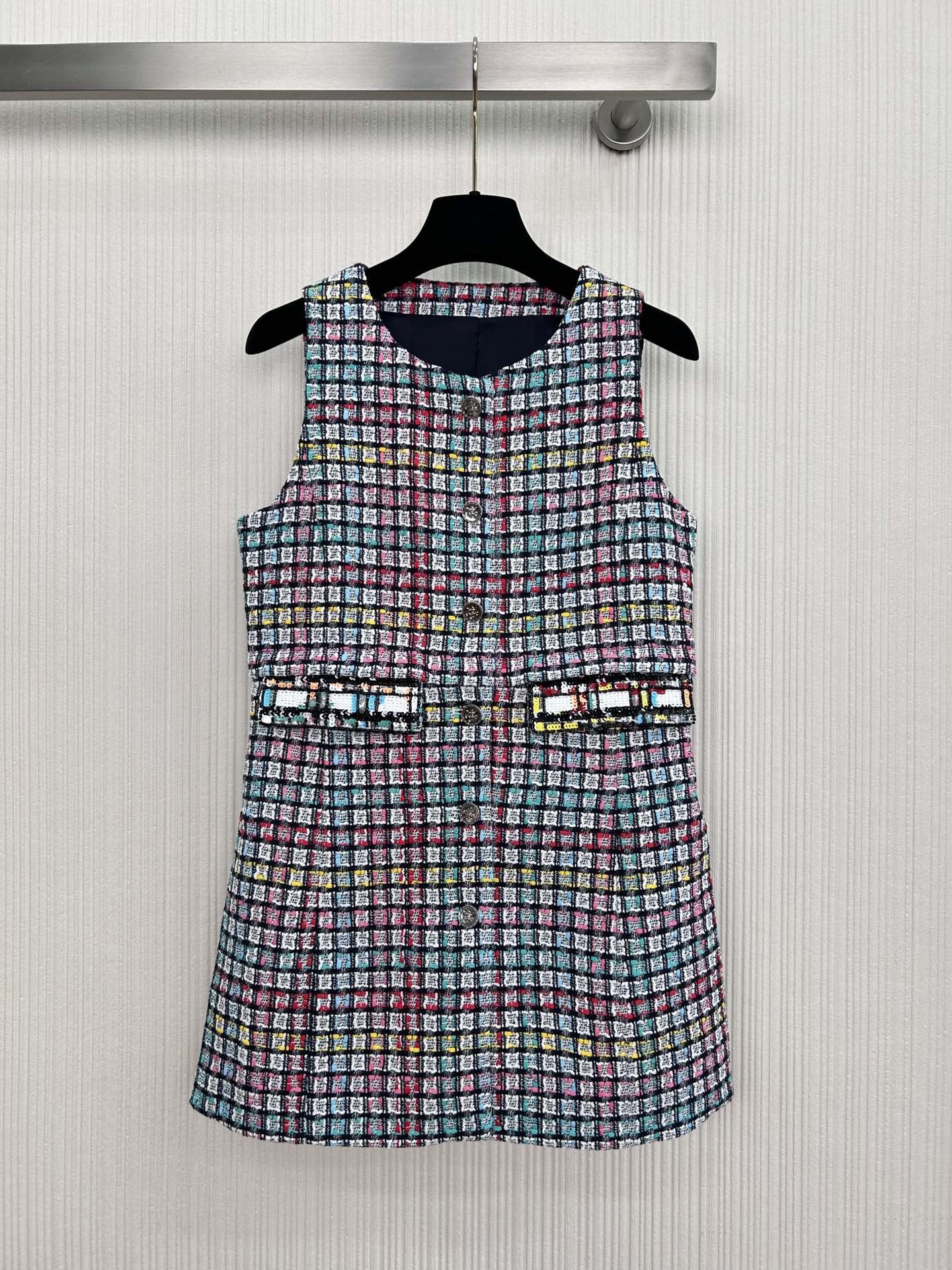 25C カラフルでノスタルジック♪シャネル　ワンピース