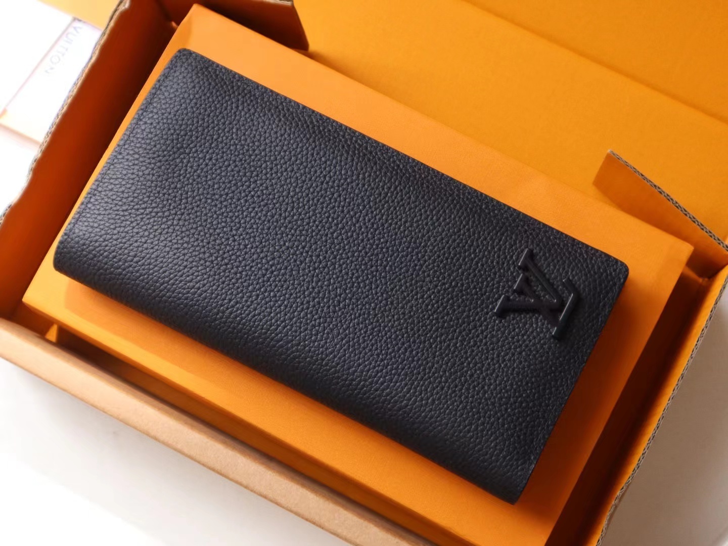 ルイヴィトン Louis Vuitton 財布