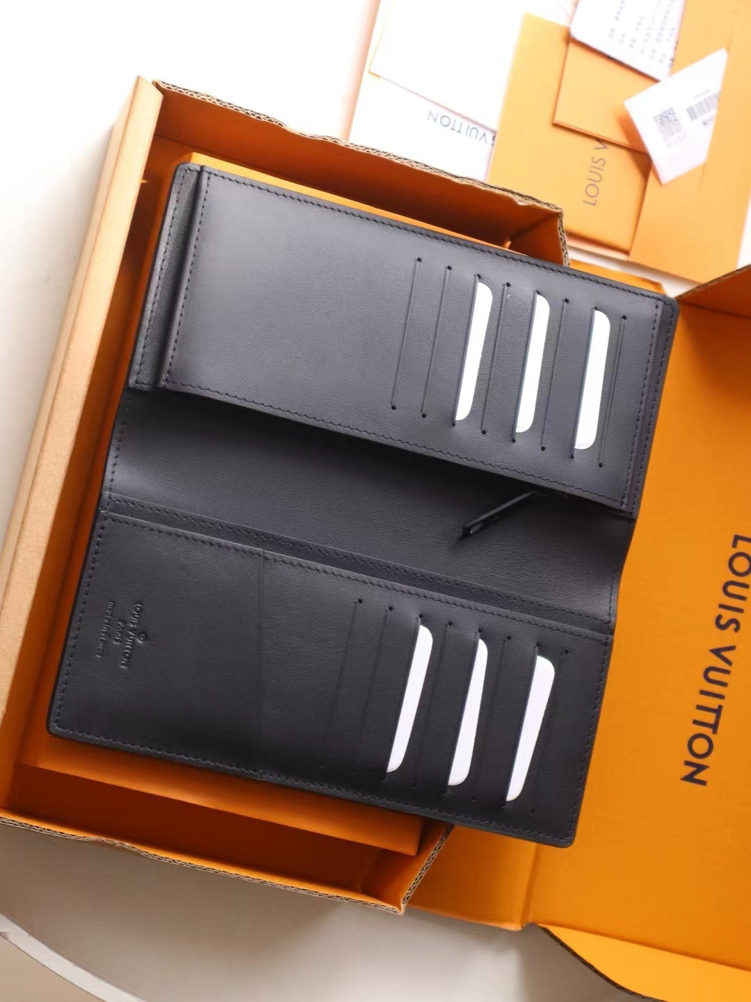 ルイヴィトン Louis Vuitton 財布