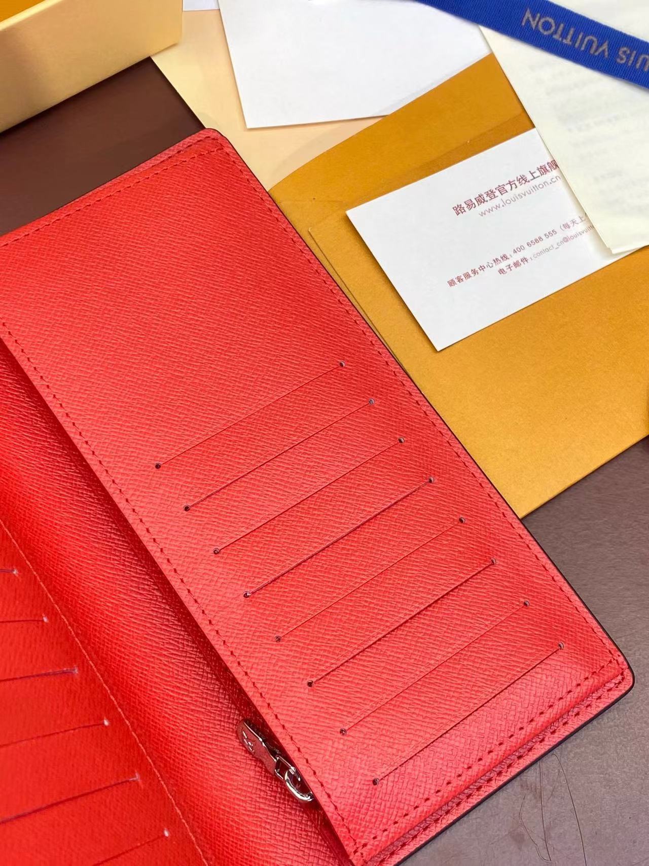 ルイヴィトン Louis Vuitton 財布