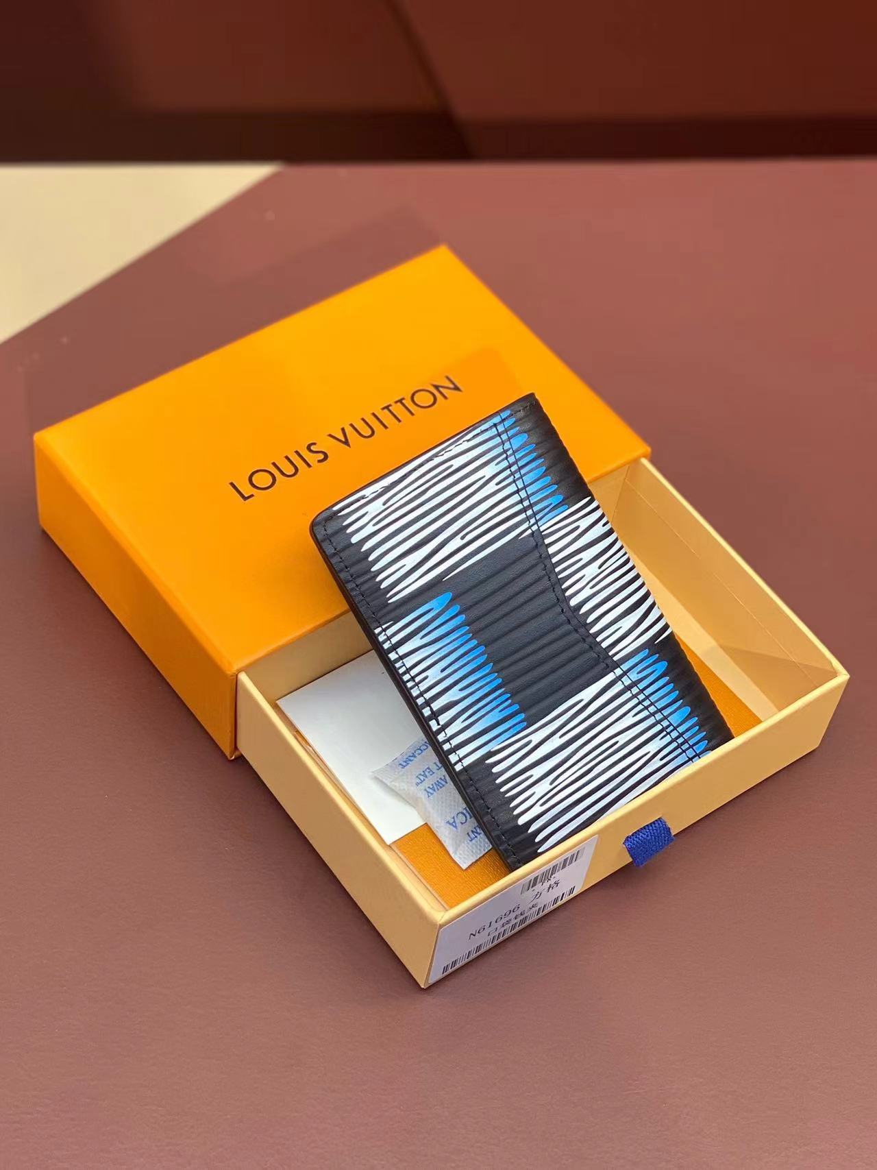 ルイヴィトン Louis Vuitton 財布