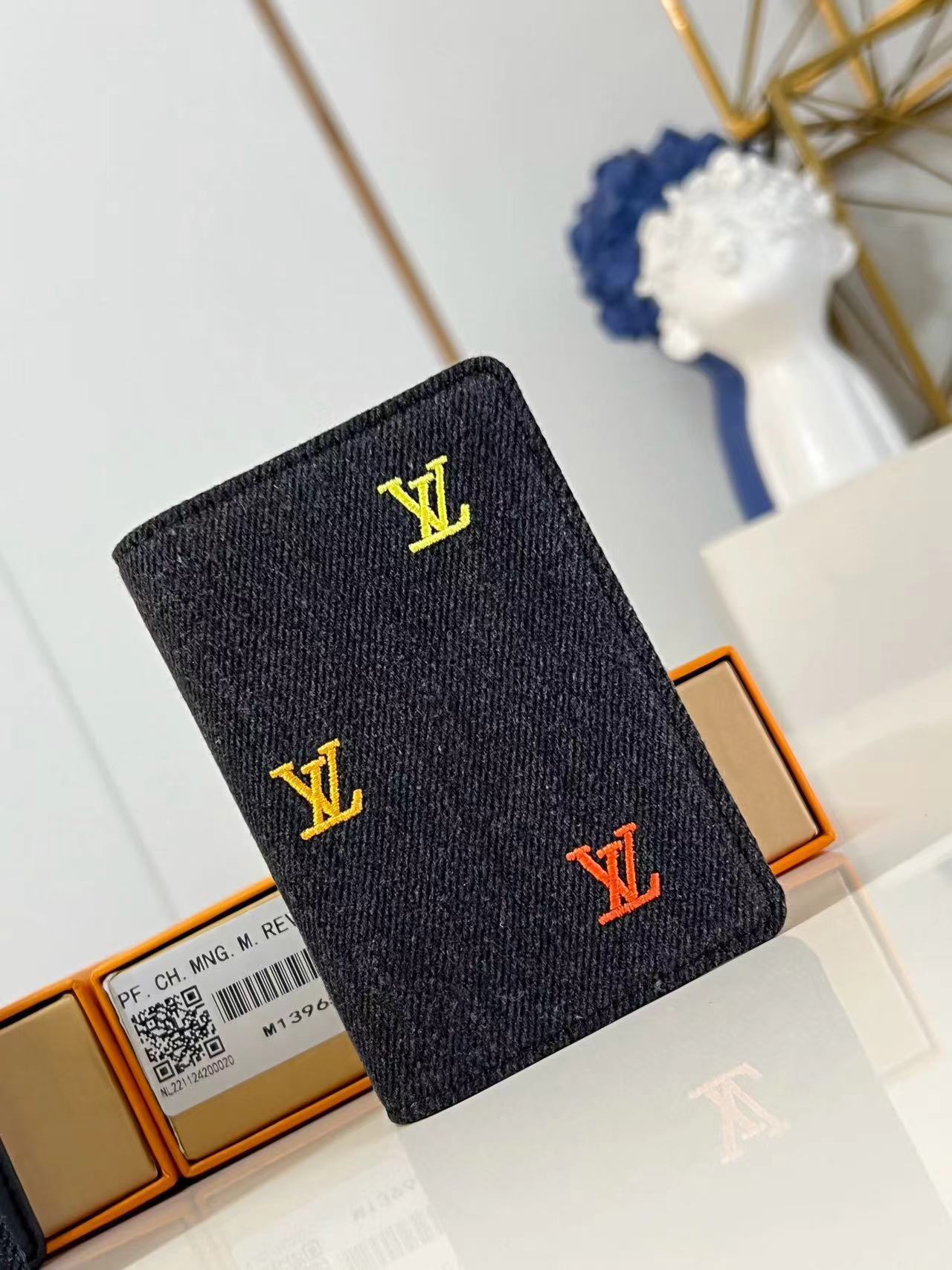 ルイヴィトン Louis Vuitton 財布