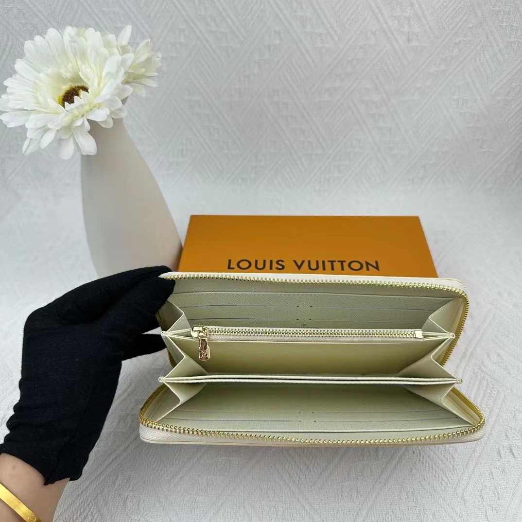 ルイヴィトン Louis Vuitton 財布