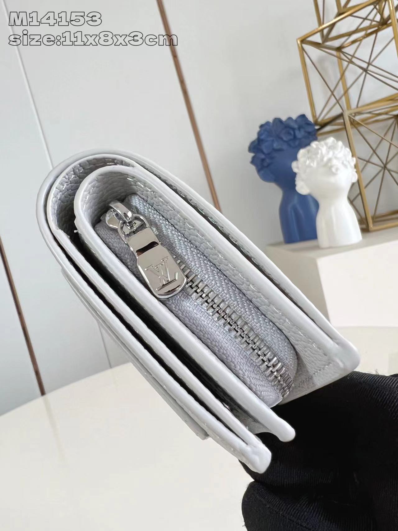 ルイヴィトン Louis Vuitton 財布