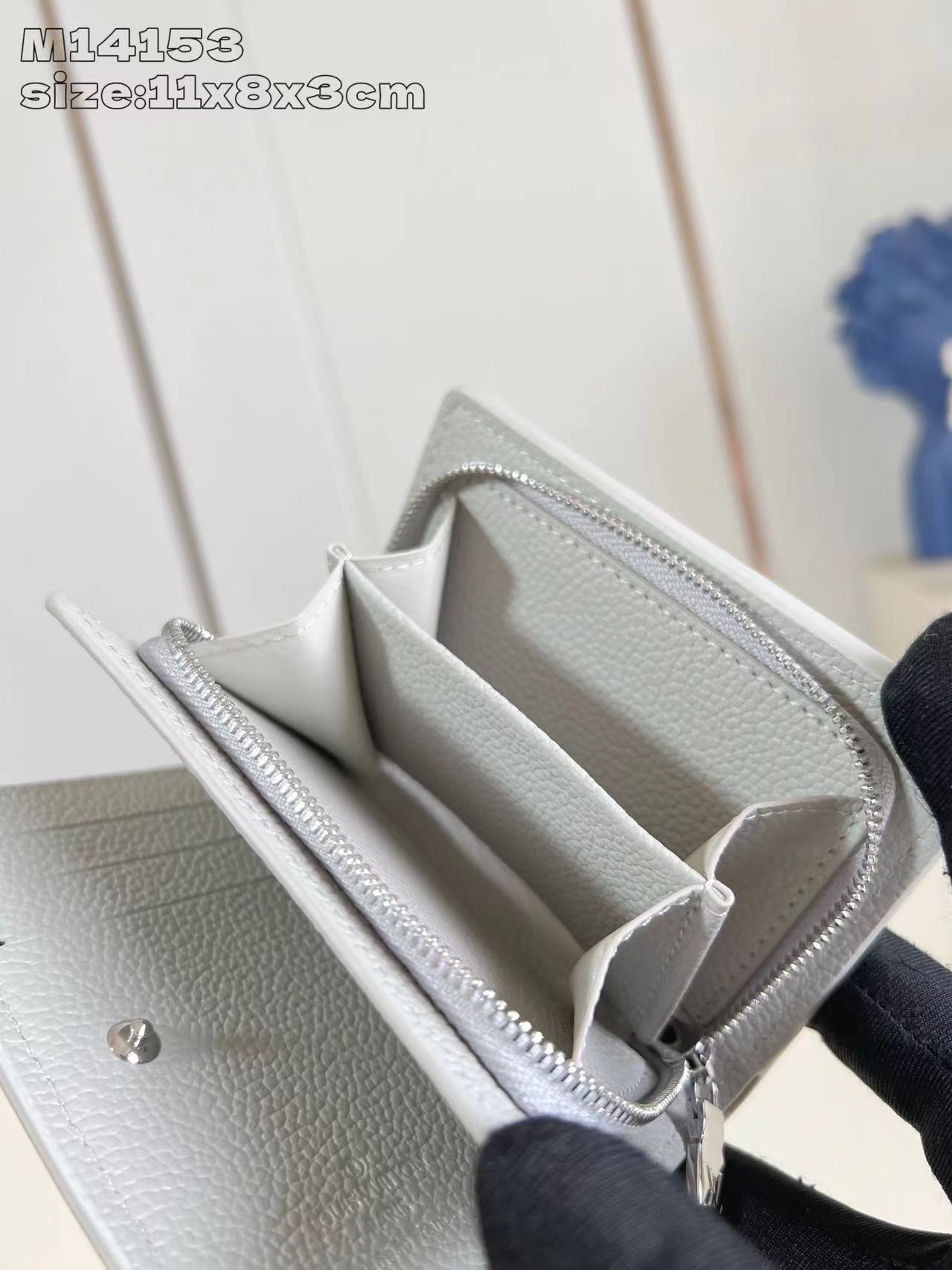 ルイヴィトン Louis Vuitton 財布