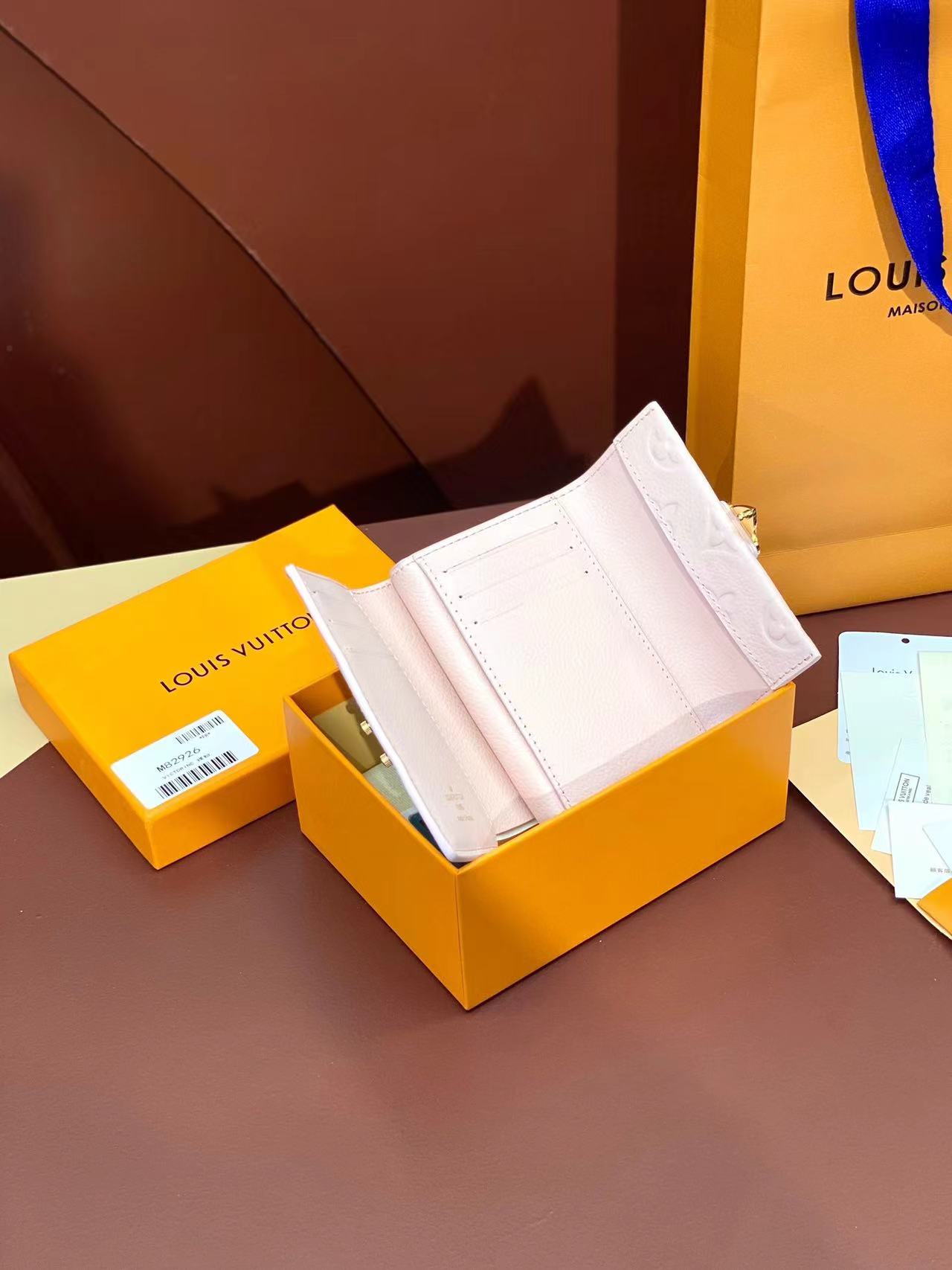 ルイヴィトン Louis Vuitton 財布